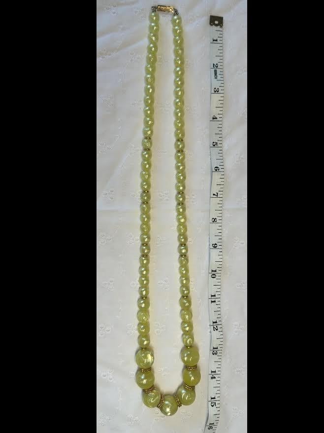 Vintage Yellow Beaded Necklace: Elegant Gold-Accented Statement Piece for Retro Fashion Lovers