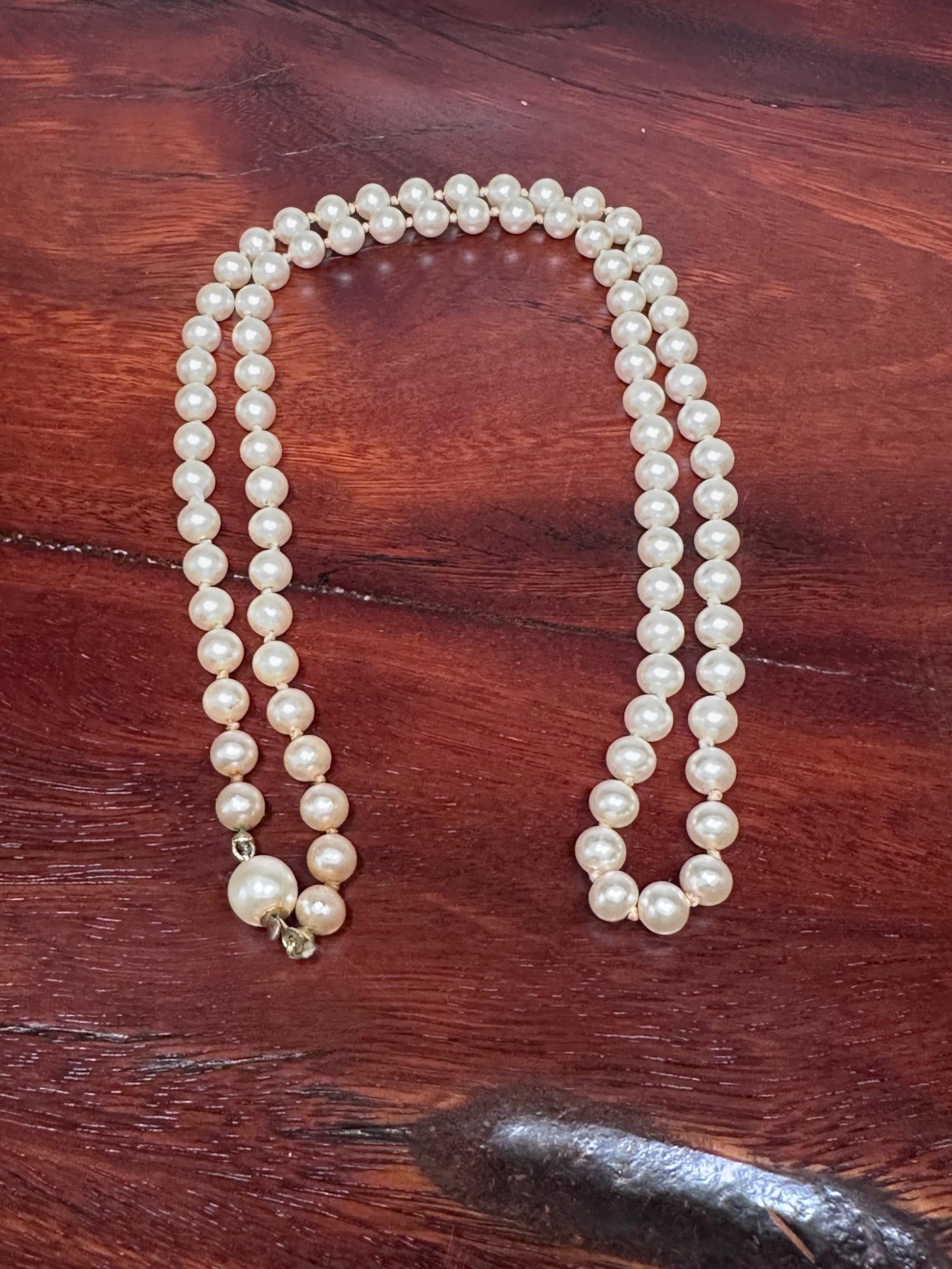 Elegant Art Deco Pearl Beaded Necklace: Vintage-Inspired Glamour for Special Occasions