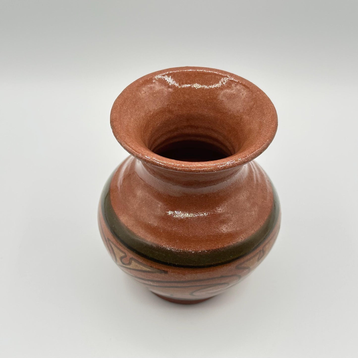 Handcrafted Panamanian Terracotta Vase - Rustic Red Ceramic with Black Painted Motif