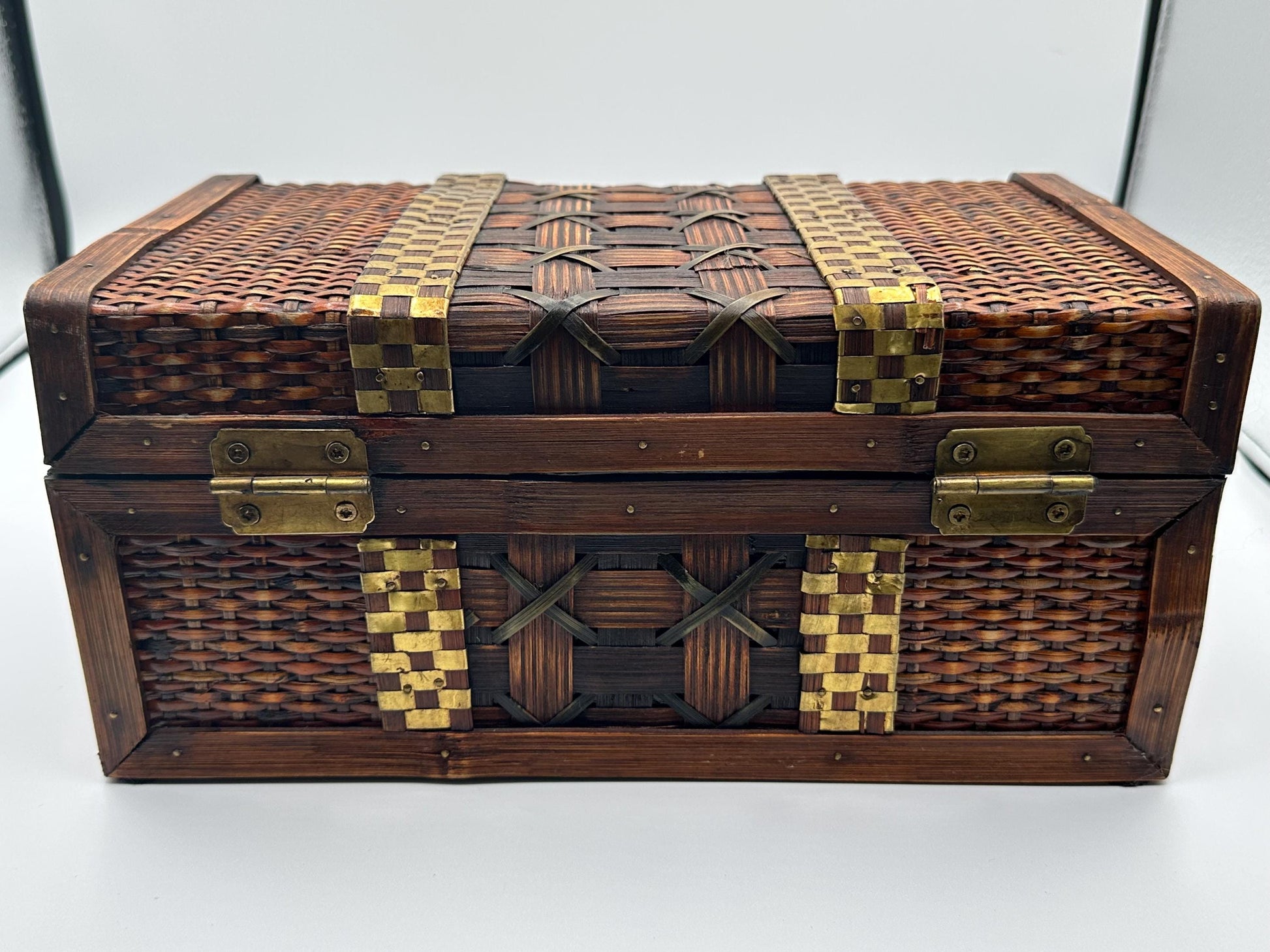 Vintage Bombay Company Woven Wood & Brass Chest - Rustic Jewelry Trinket Box with Latch