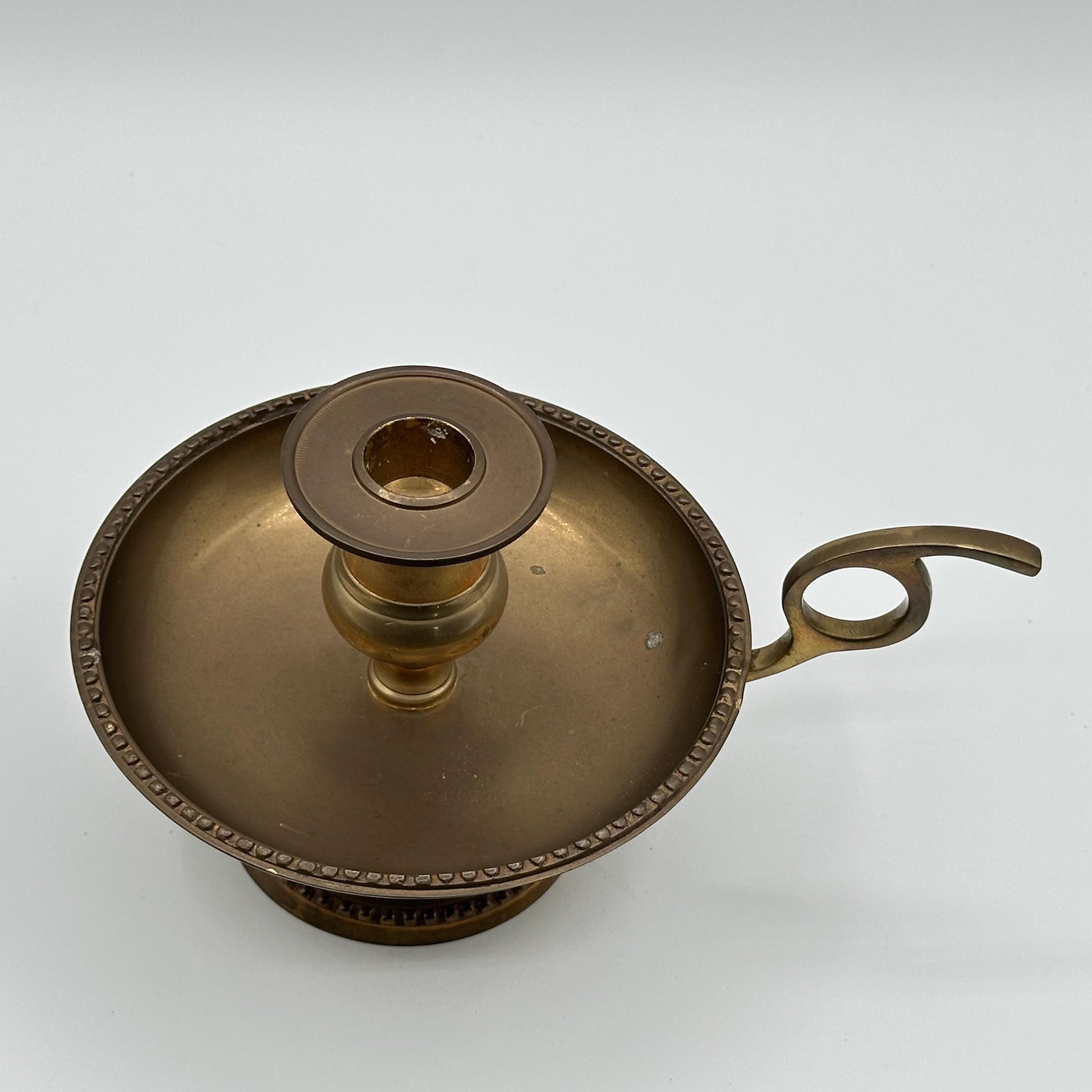 Antique-Style Brass Chamberstick Candleholder with Handle - Colonial Revival Home Decor