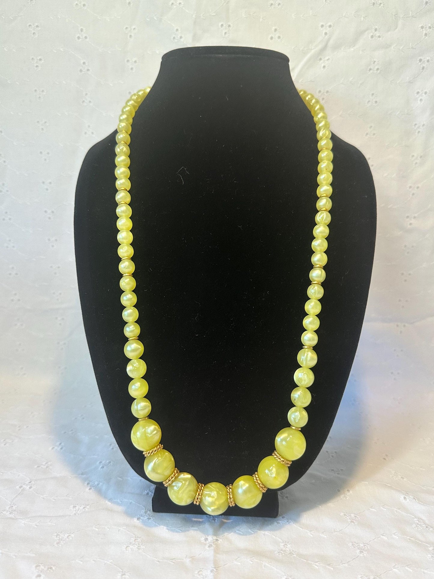 Vintage Yellow Beaded Necklace: Elegant Gold-Accented Statement Piece for Retro Fashion Lovers