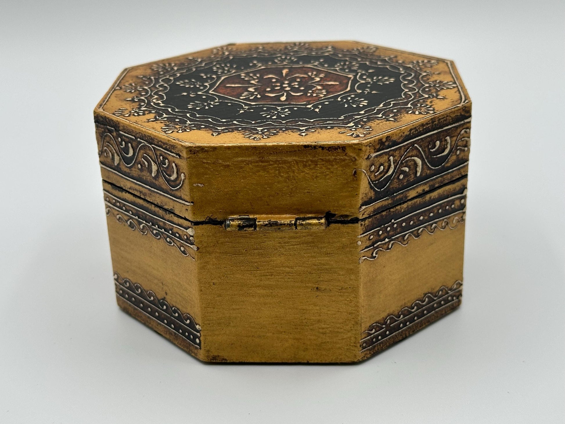 Vintage Octagonal Black & Gold Trinket Box: Ornate Decorative Jewelry Case with Knob - Unique Boho Gift