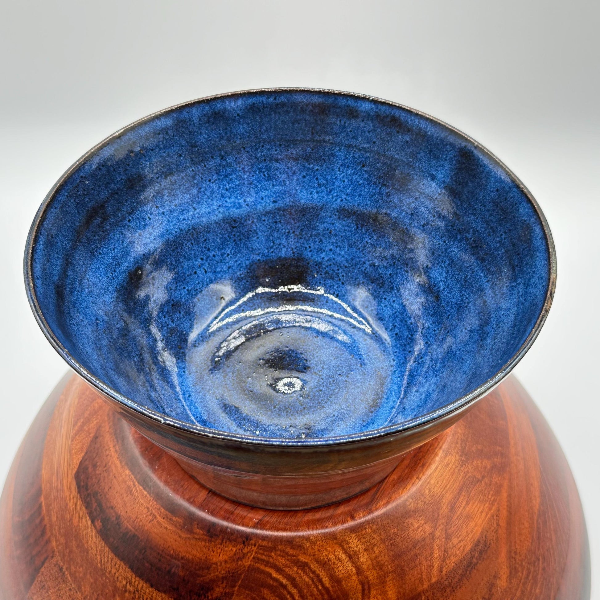 Rustic Stoneware Pottery Bowl - Handcrafted Ceramic Serving Dish with Blue & Earth-Tone Glaze