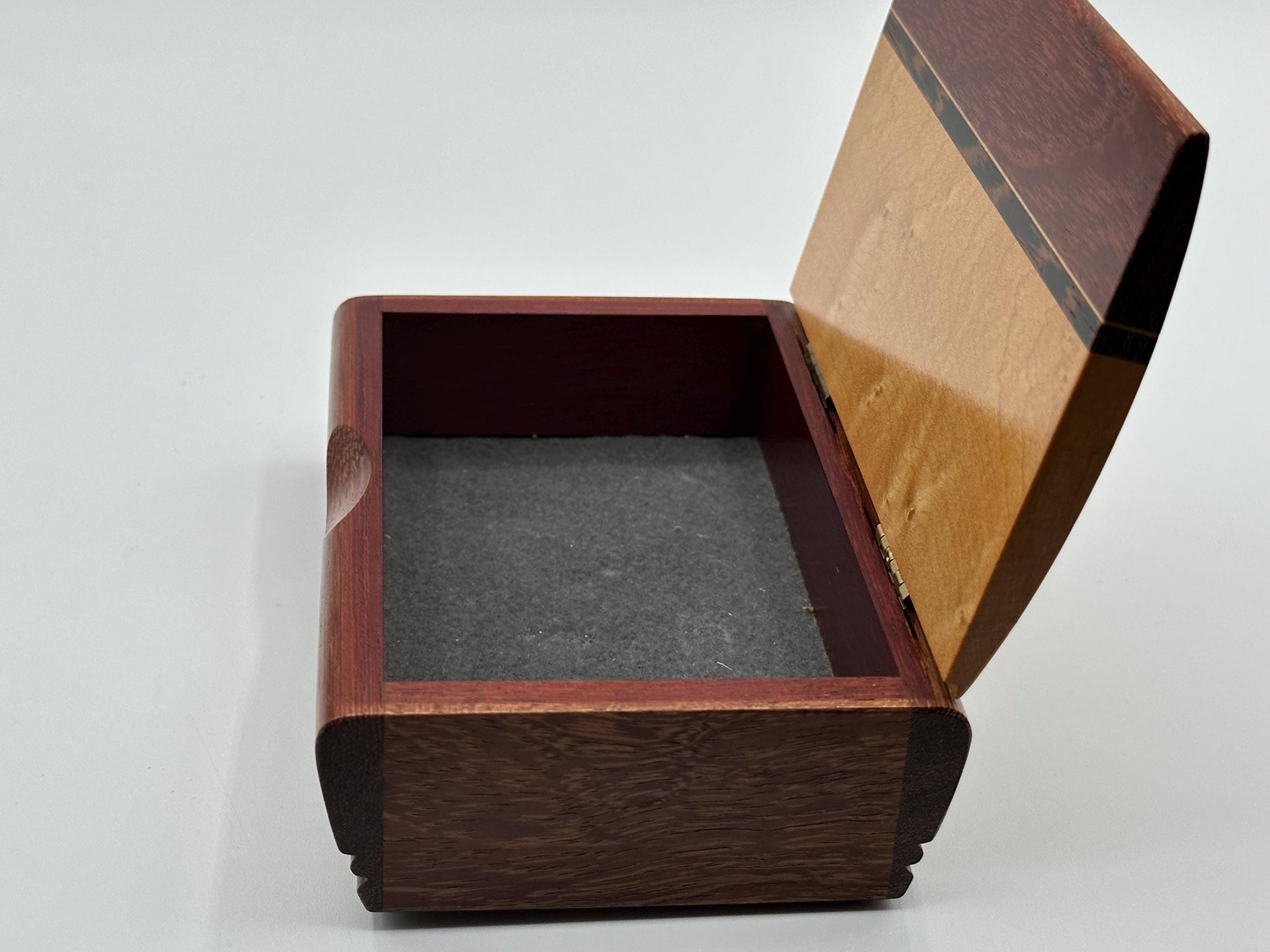 Elegant Two-Tone Maple & Mahogany Jewelry Box - Handcrafted Keepsake Storage with Felt Lining