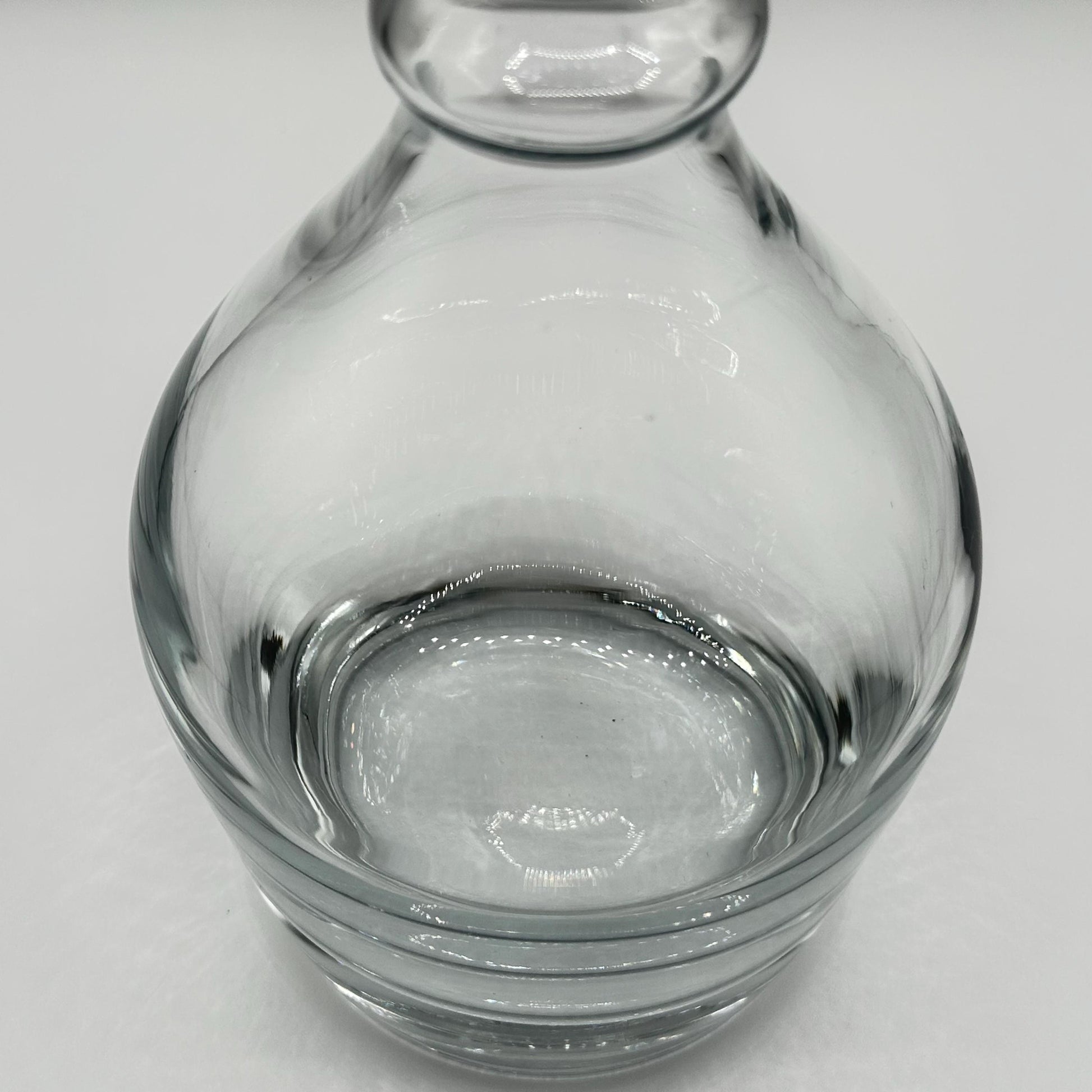 Mid-Century Modern Purple Stopper Glass Decanter - Vintage Barware for Whiskey, Wine & Cocktails