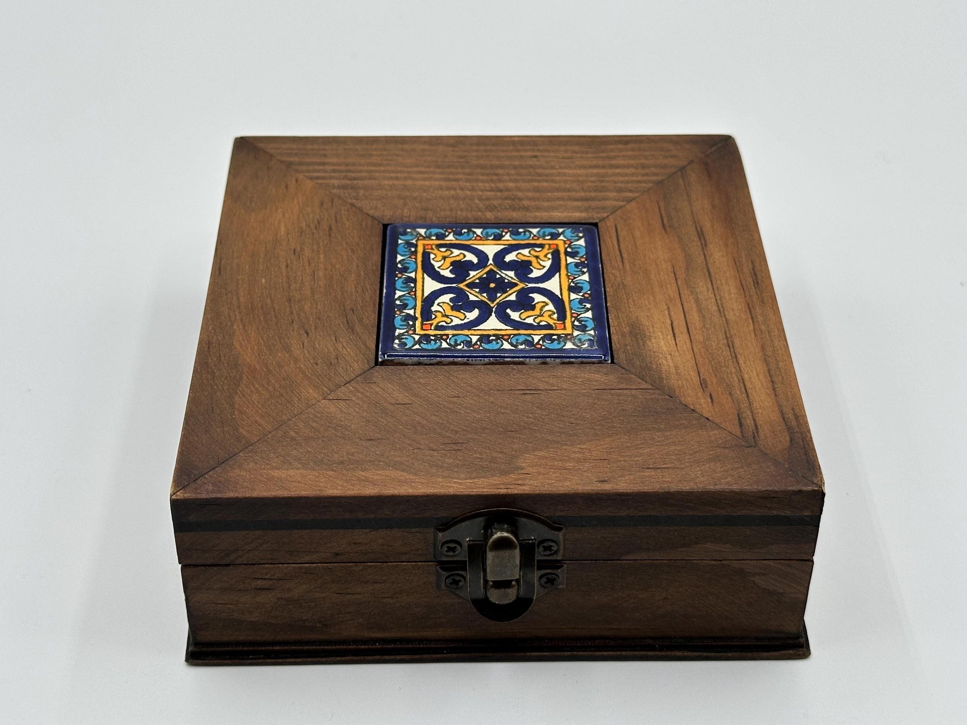 Vintage Wooden Jewelry Box: Timeless Keepsake Storage with Colorful Boho Tiled Lid - Unique Handmade Gift