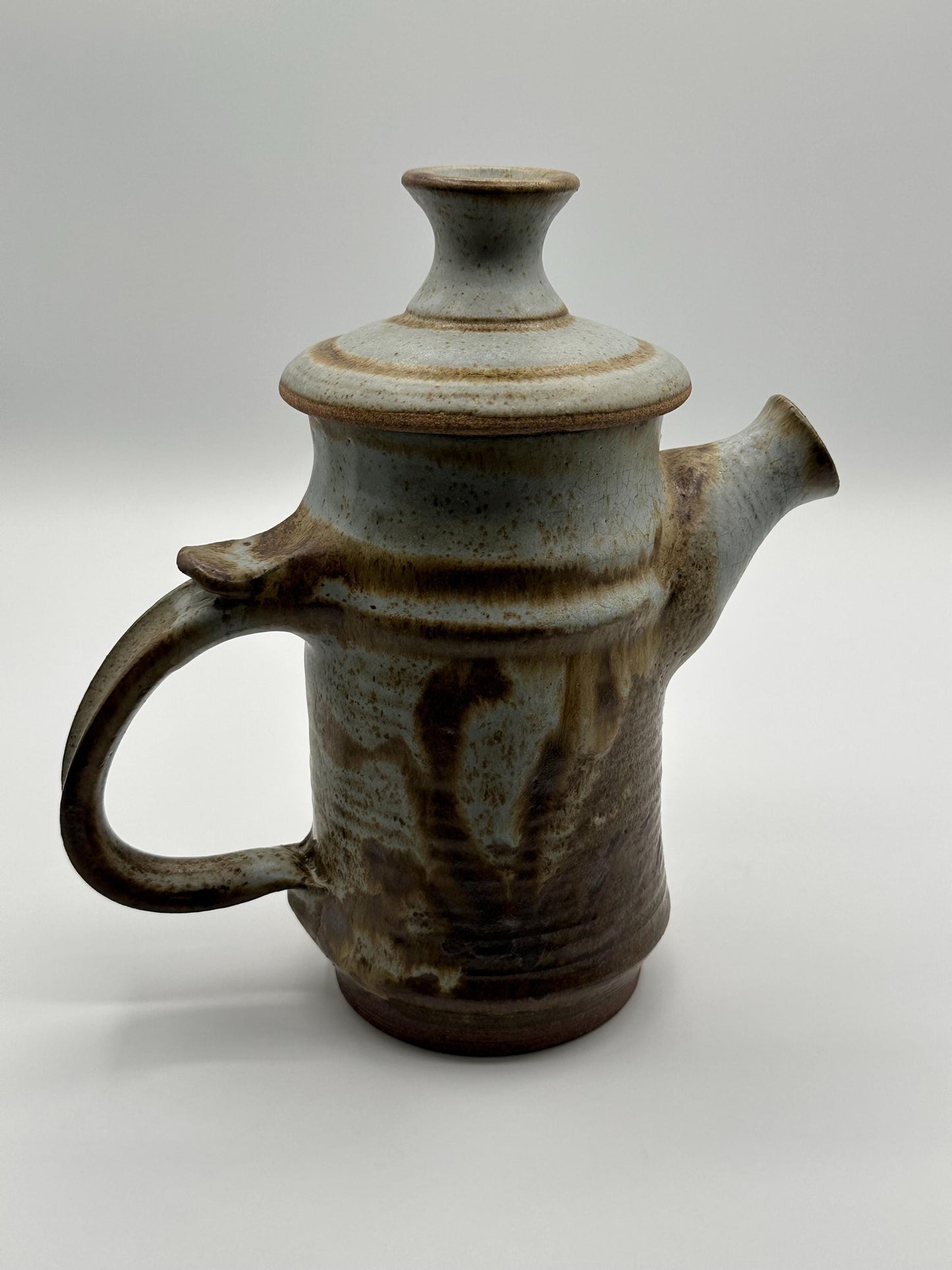 Handcrafted Preuss Signature Ceramic Teapot: Artisanal Studio Pottery with Elegant Handle