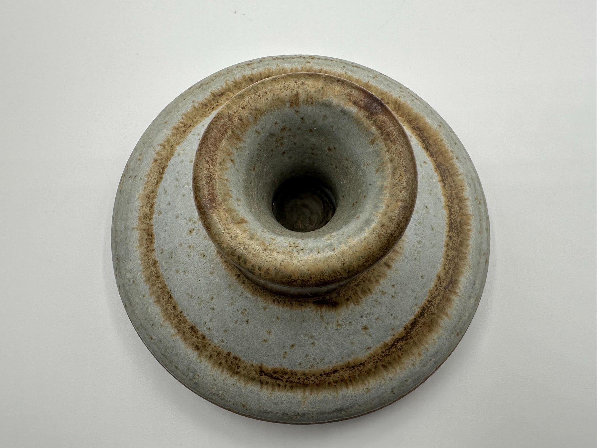 Handcrafted Preuss Signature Ceramic Teapot: Artisanal Studio Pottery with Elegant Handle