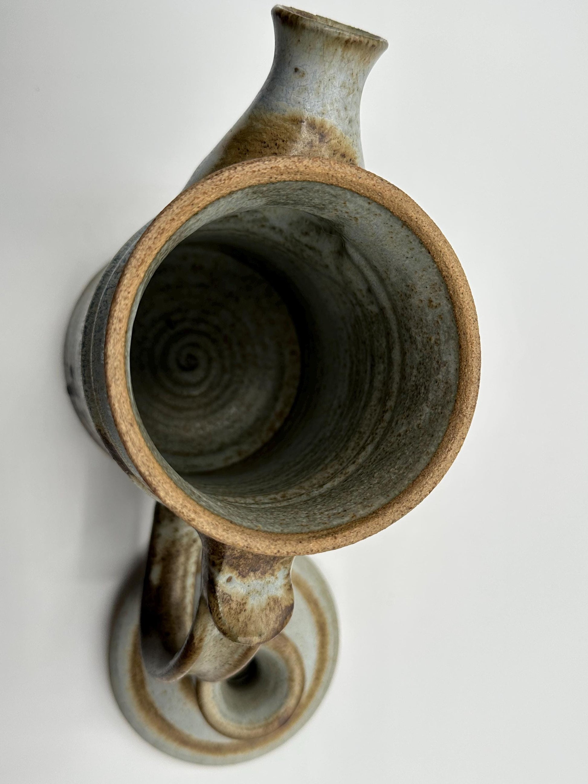 Handcrafted Preuss Signature Ceramic Teapot: Artisanal Studio Pottery with Elegant Handle