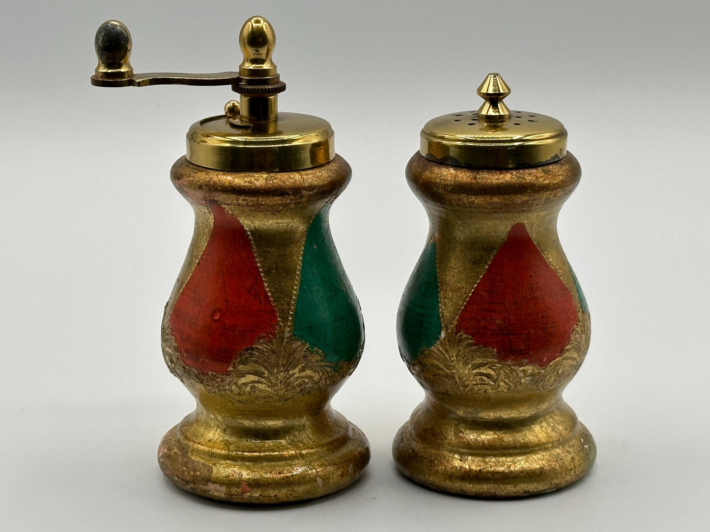 Vintage Italian Gold Florentine Salt and Pepper Shakers - Elegant Dining Table Decor