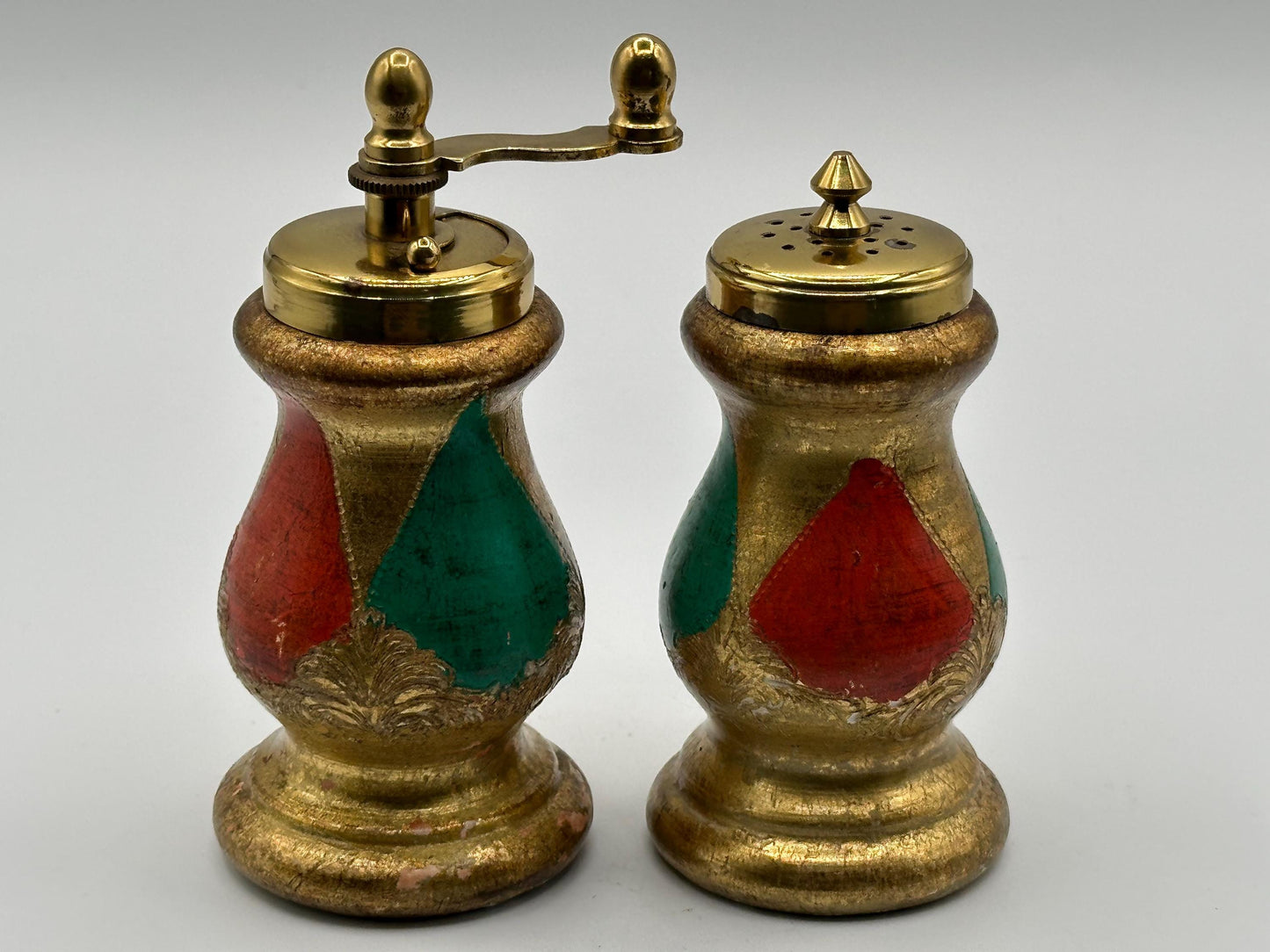 Vintage Italian Gold Florentine Salt and Pepper Shakers - Elegant Dining Table Decor
