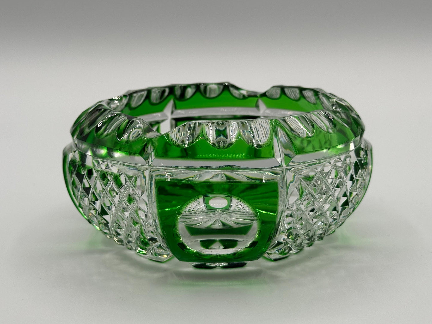 Vintage Bohemian Cut Glass Ashtray - Emerald Green Crystal Smoking Accessory for Home Decor