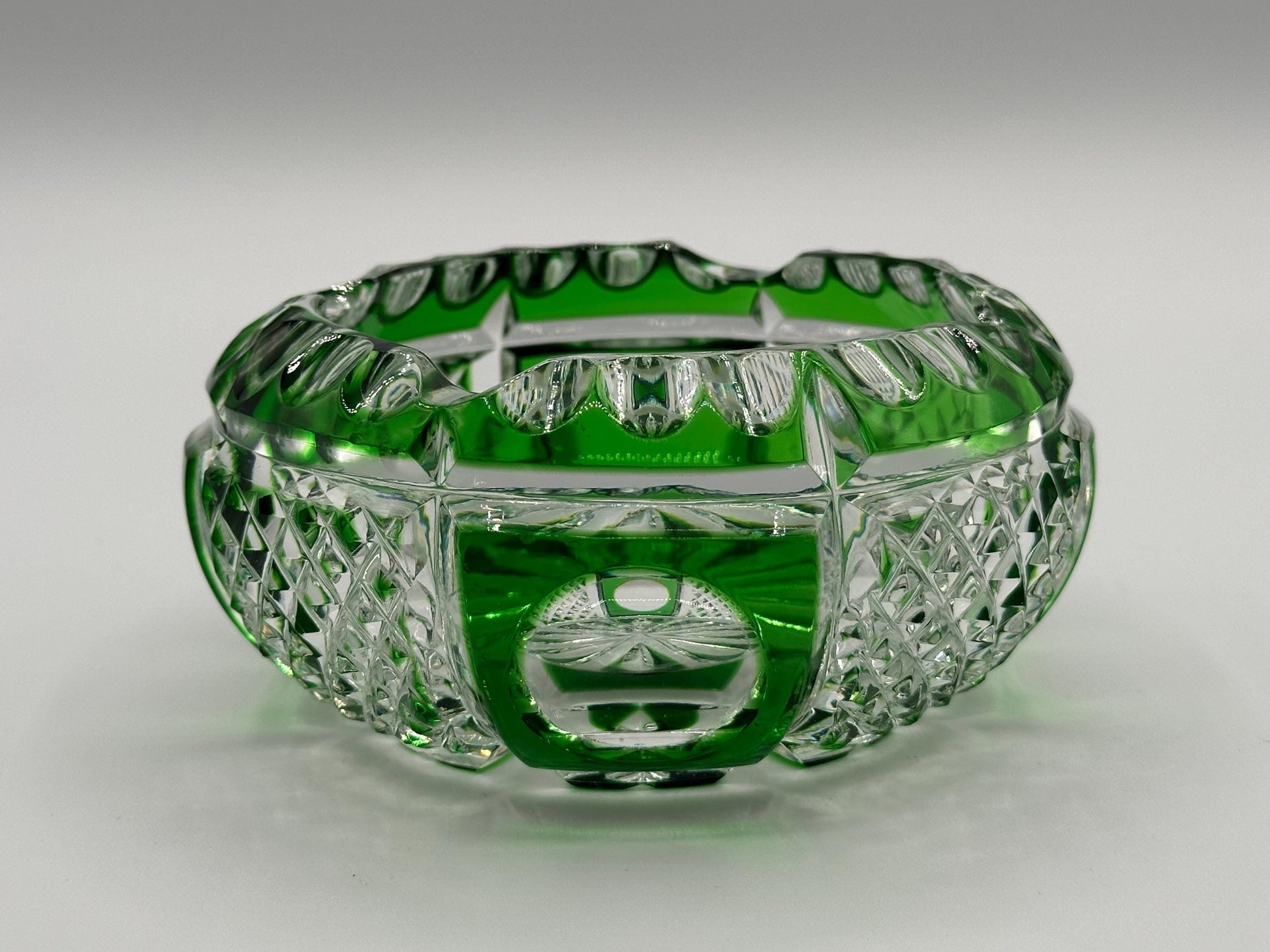 Vintage Bohemian Cut Glass Ashtray - Emerald Green Crystal Smoking Accessory for Home Decor
