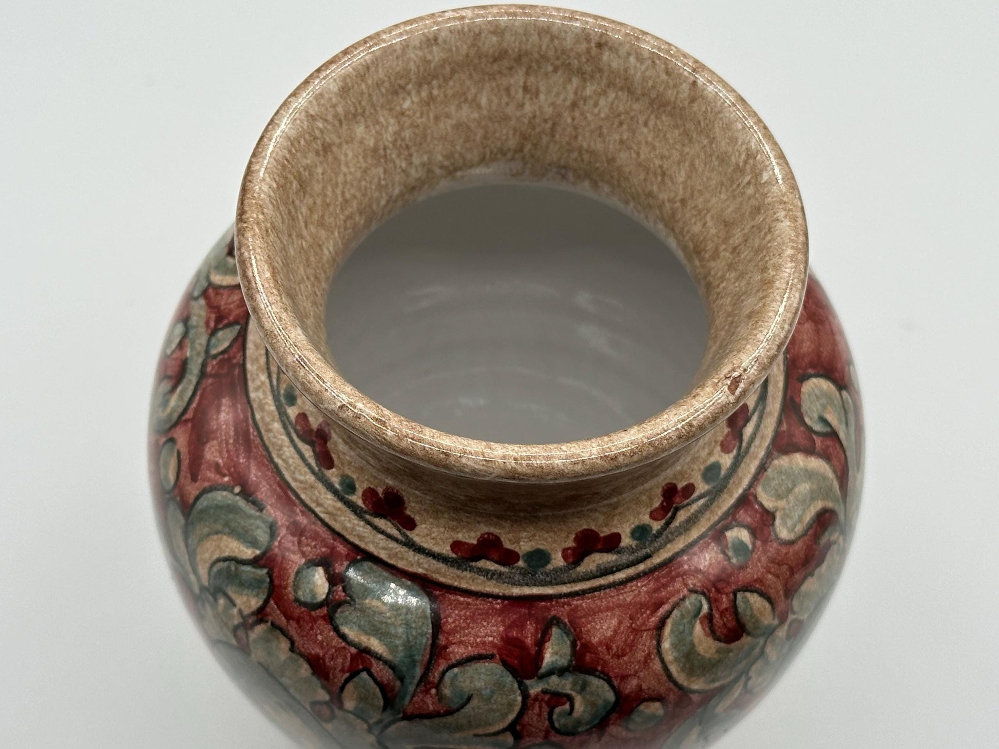 Vintage Italian Art Pottery Vase: Handcrafted Farmhouse Decor for Floral Arrangements