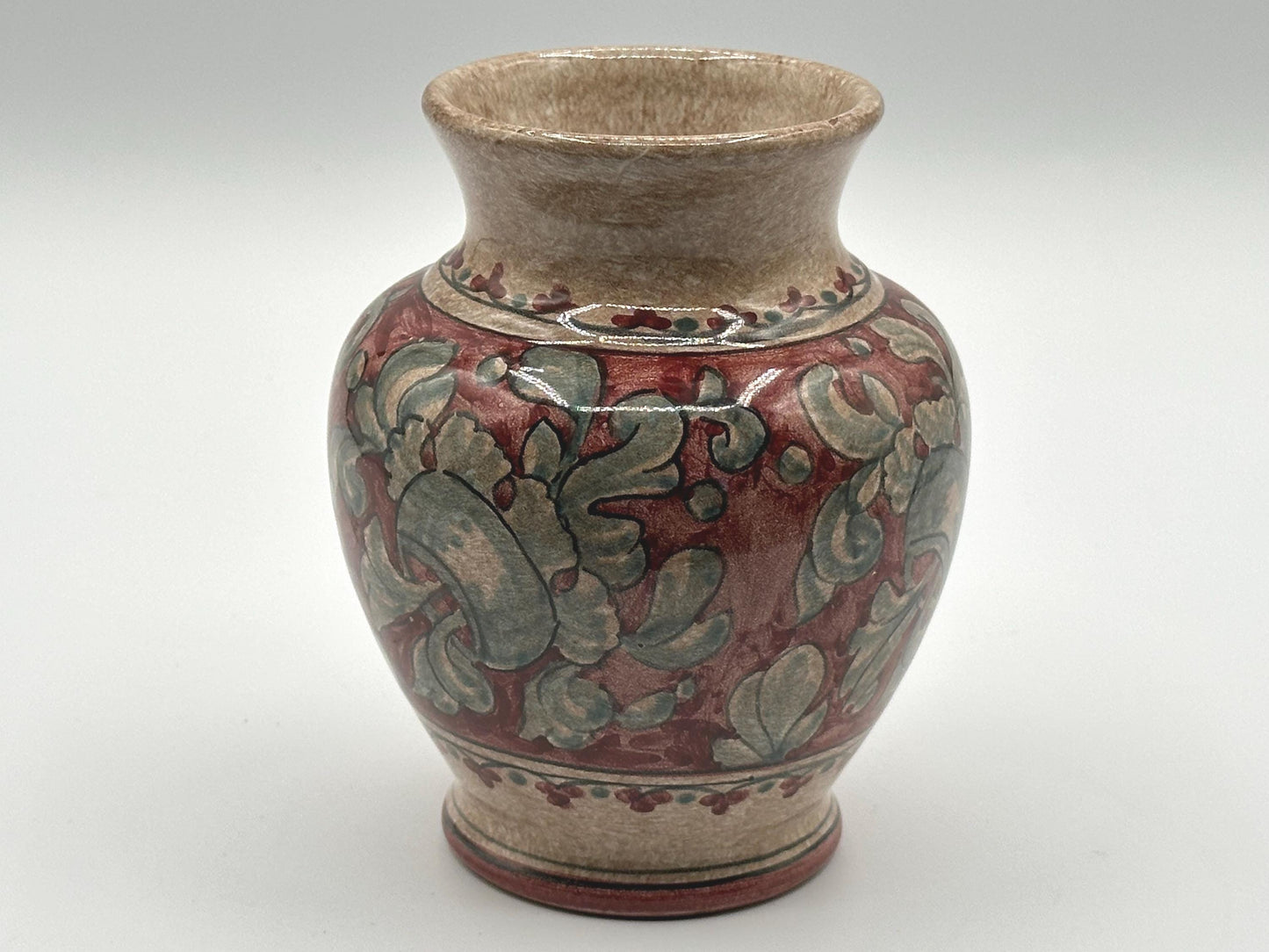 Vintage Italian Art Pottery Vase: Handcrafted Farmhouse Decor for Floral Arrangements