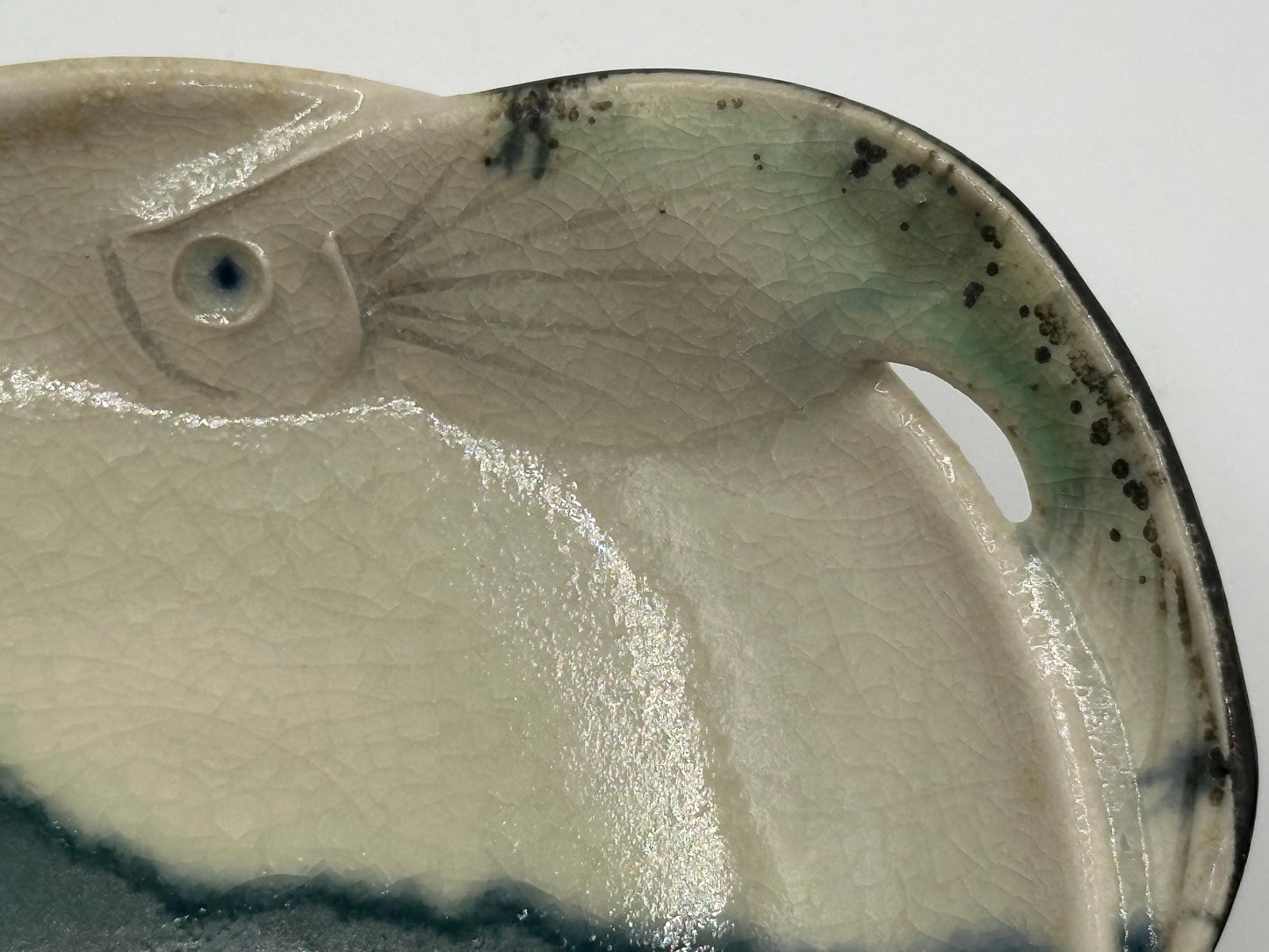 Coastal Fish-Shaped Ceramic Soap Dish: Unique Nautical Bathroom Decor for Ocean Lovers