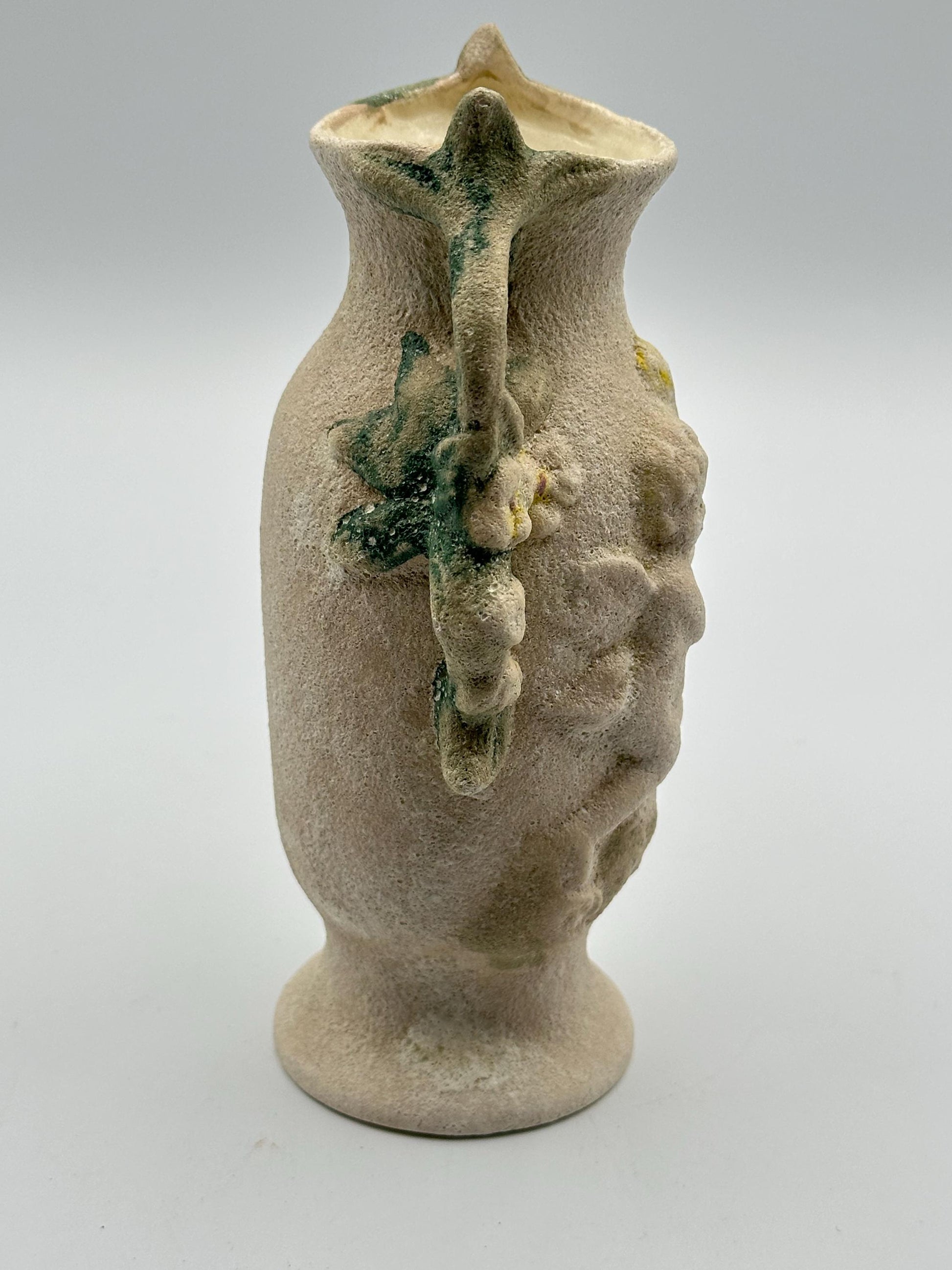 Elegant Rococo Cherub Ceramic Vase - Decorative Angel Sculpture Flower Holder for Home Decor
