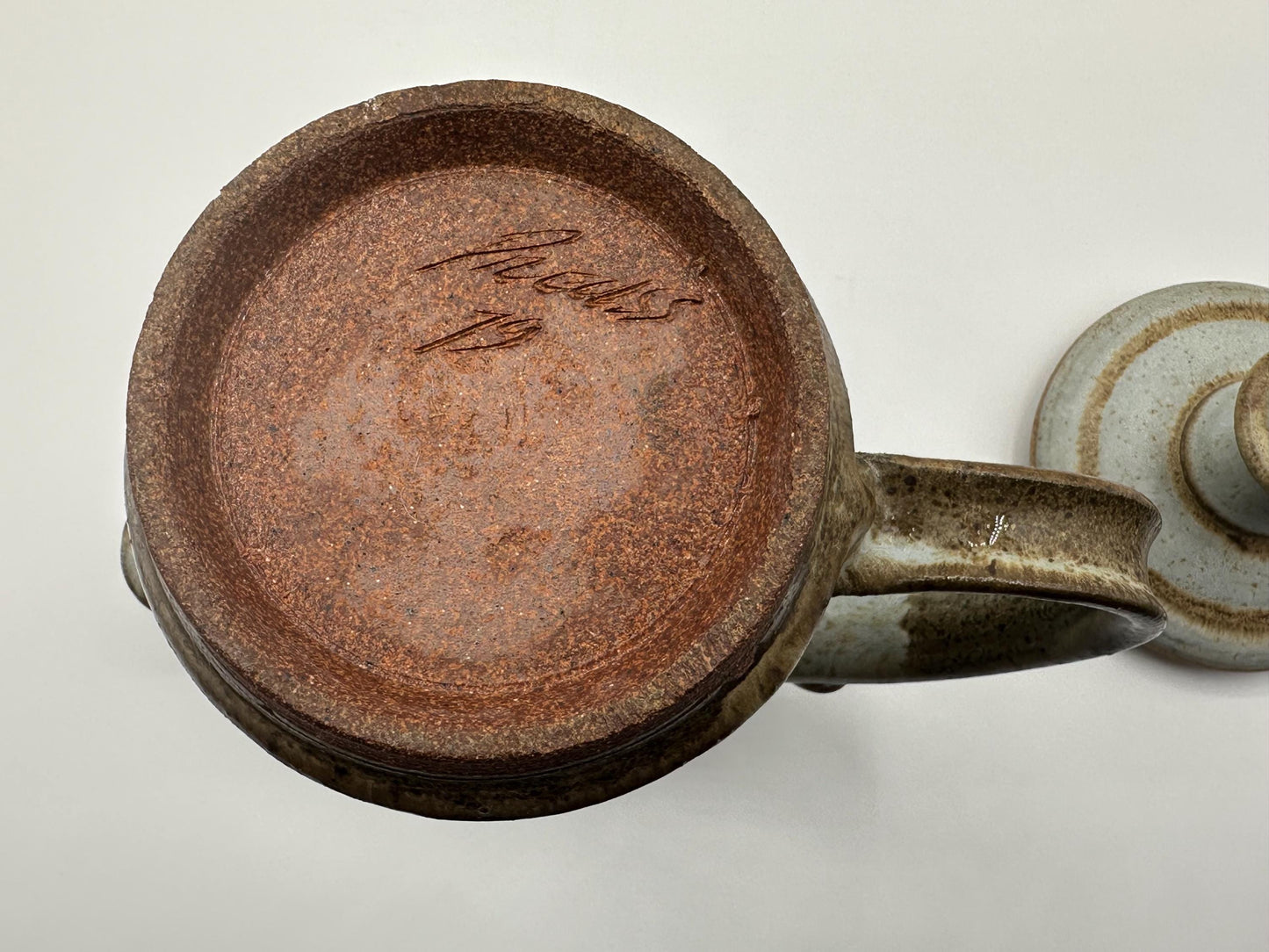 Handcrafted Preuss Signature Ceramic Teapot: Artisanal Studio Pottery with Elegant Handle