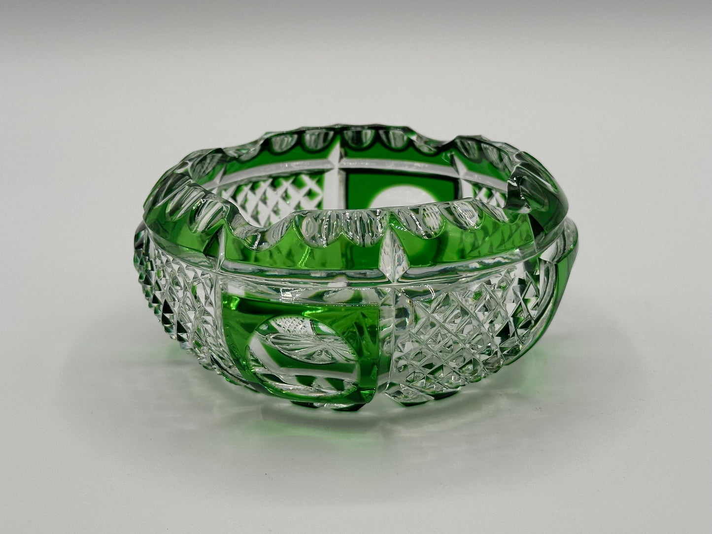 Vintage Bohemian Cut Glass Ashtray - Emerald Green Crystal Smoking Accessory for Home Decor