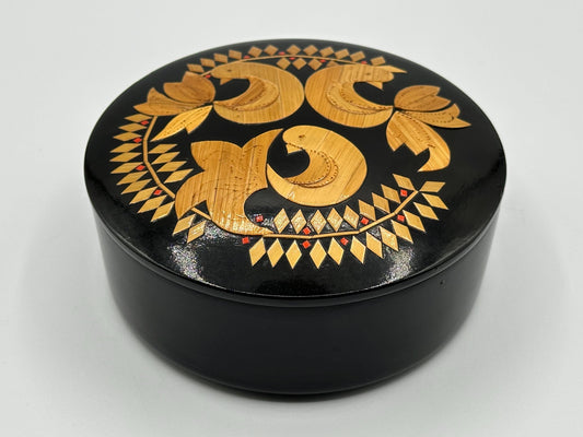 Mid-Century Black Lacquer Wooden Bird Trinket Box with Inlay Design - Vintage Decorative Storage