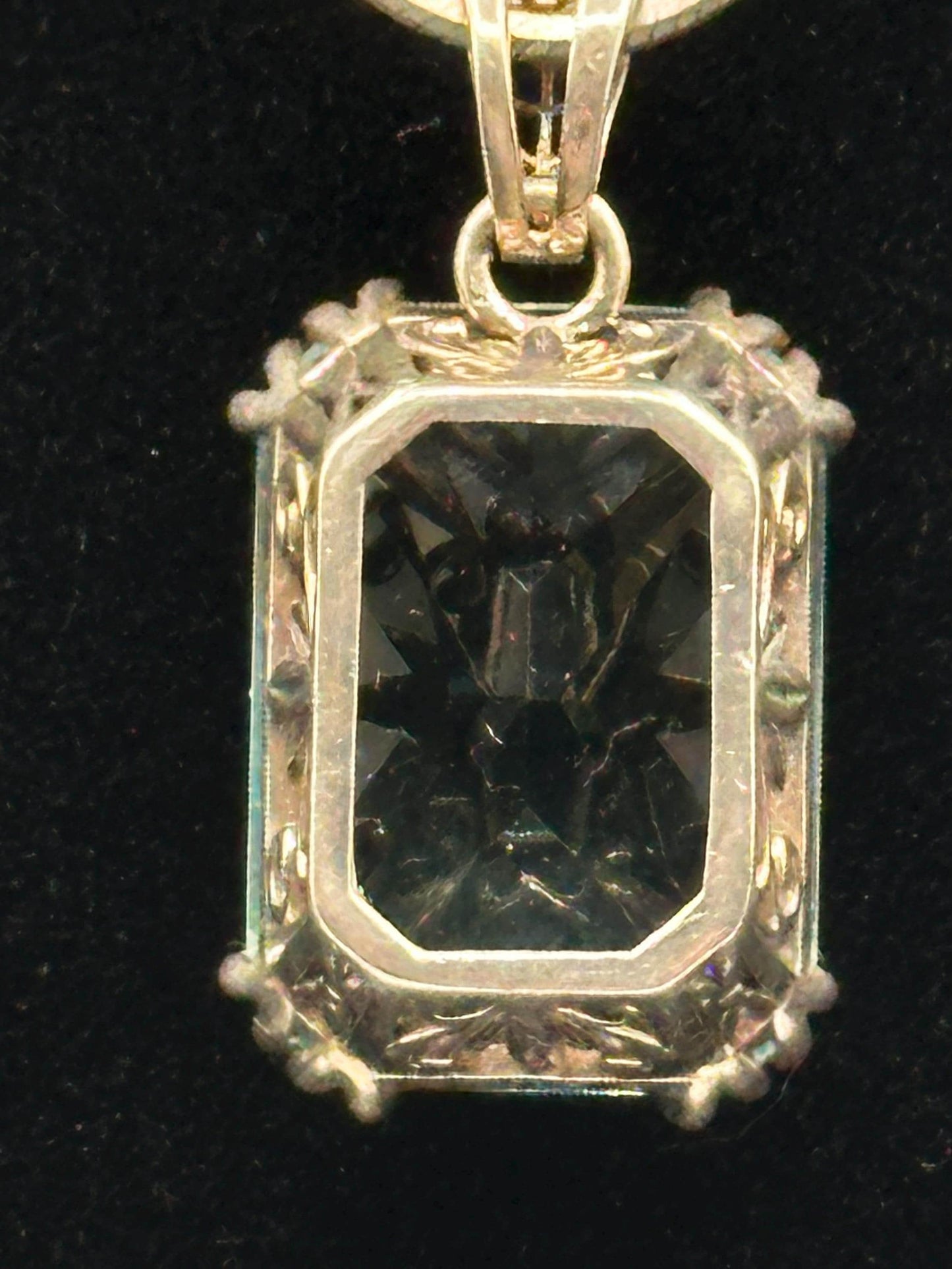 Elegant Vintage Sterling Silver Pendant Necklace with Large Blue Cubic Zirconia Gemstone