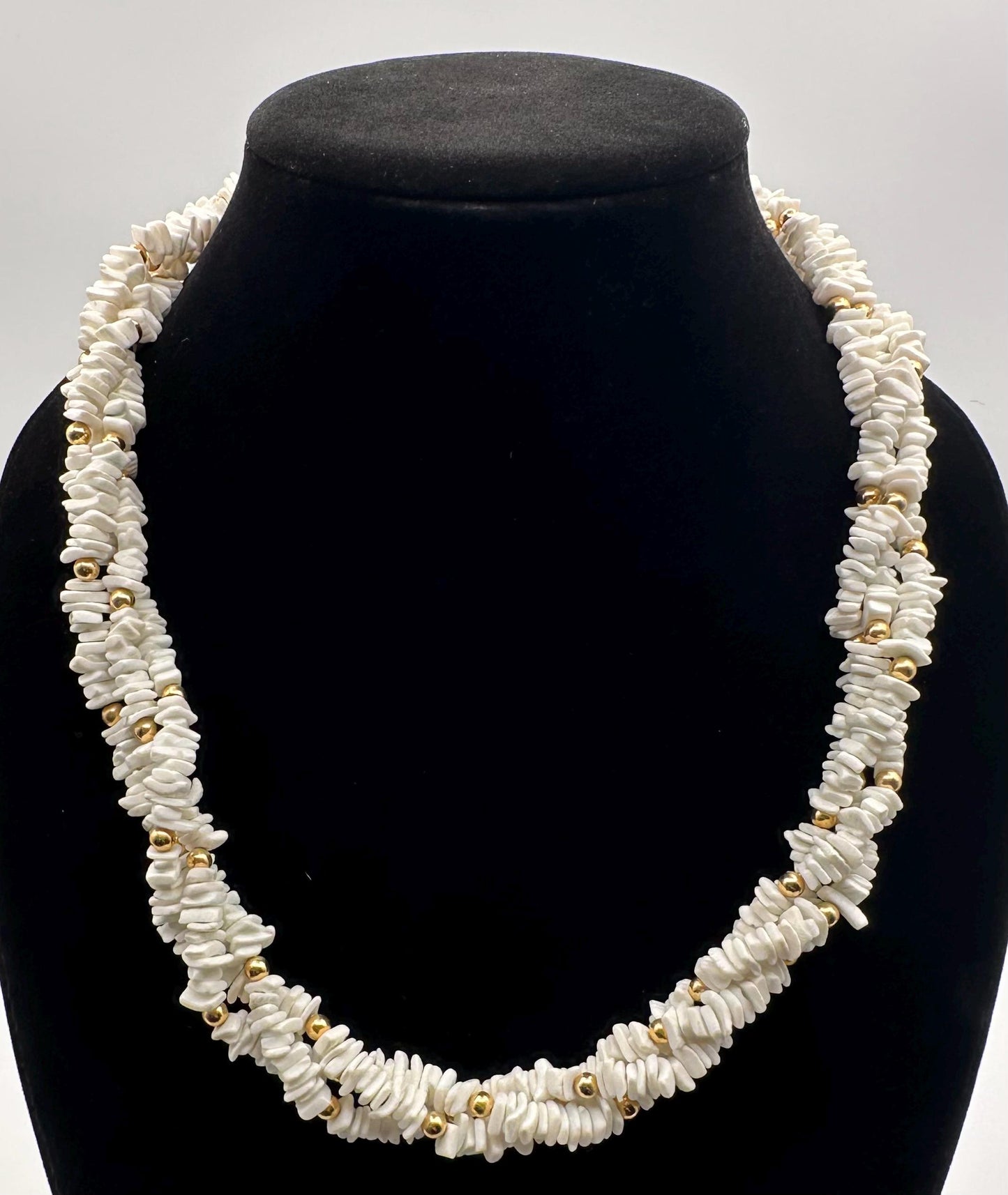 Vintage Coastal Shell Necklace - White Chip Gold Accent Boho Beach Jewelry