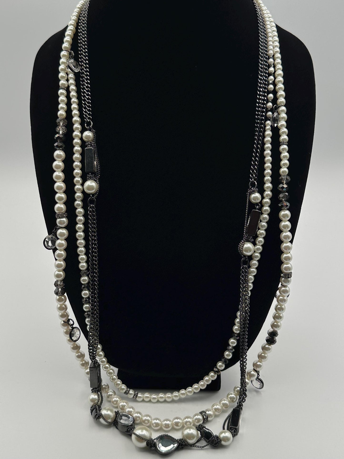 Vintage White House Black Market Triple Strand Rhinestone Faux Pearl Statement Necklace WHBM Designer Jewelry
