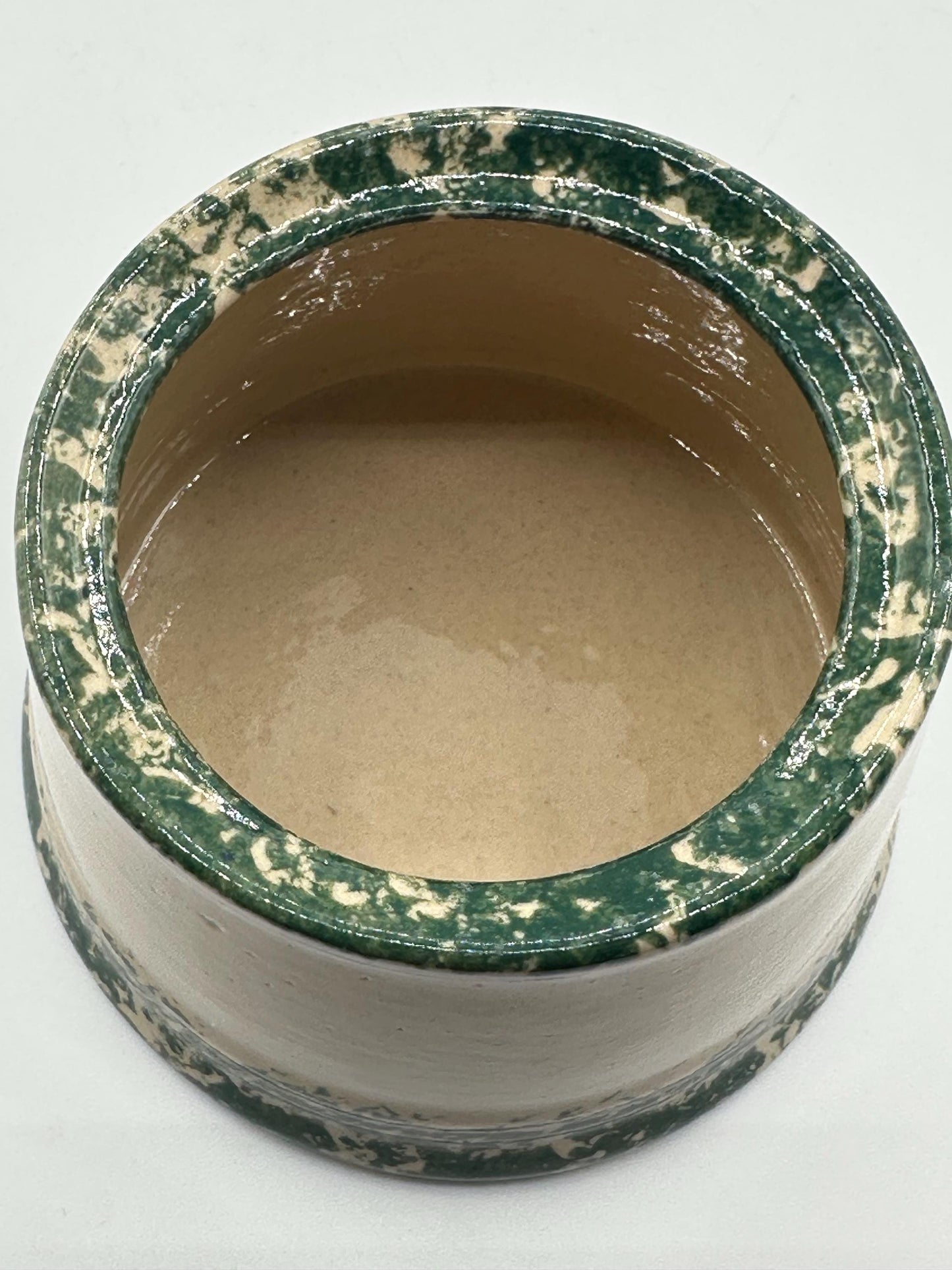 Vintage-Inspired Green Spongeware Pottery Canister with Cottage Design and Lid for Kitchen Storage