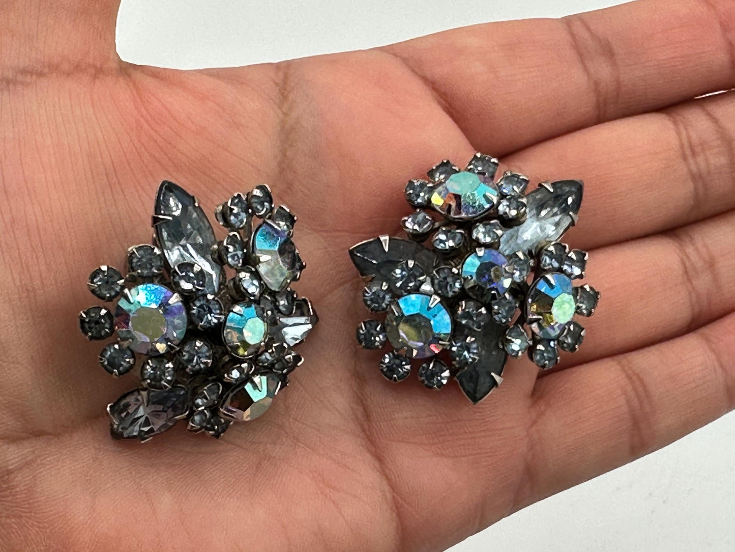Vintage Aurora Borealis Rhinestone Clip-On Earrings: Iridescent Sparkle for Special Occasions