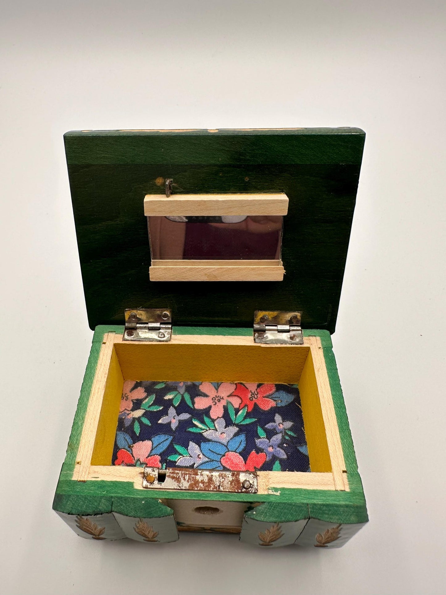 Vintage Handcrafted Green Wood Puzzle Box - Romanian Folk Carving Jewelry Storage Trinket Chest