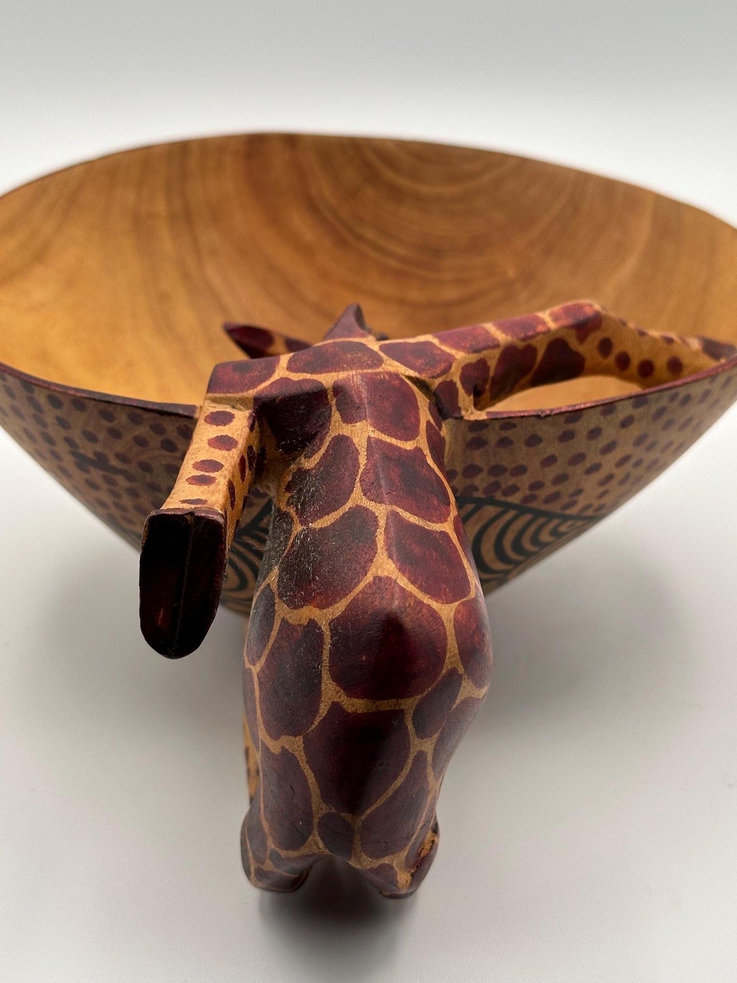 Hand-Carved Wooden Giraffe Bowl: African-Inspired Tribal Decor, Unique Artisan Animal Sculpture