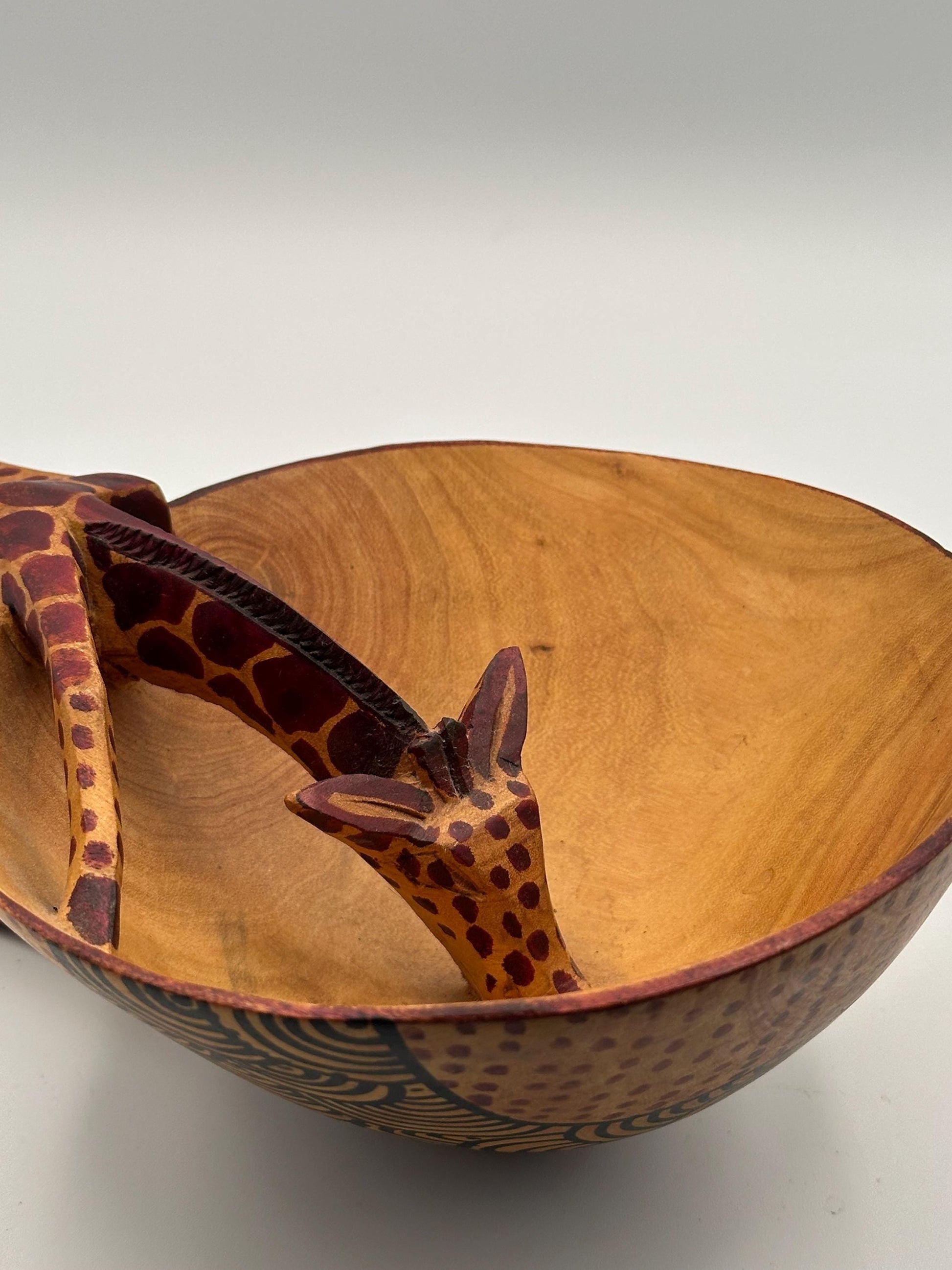 Hand-Carved Wooden Giraffe Bowl: African-Inspired Tribal Decor, Unique Artisan Animal Sculpture