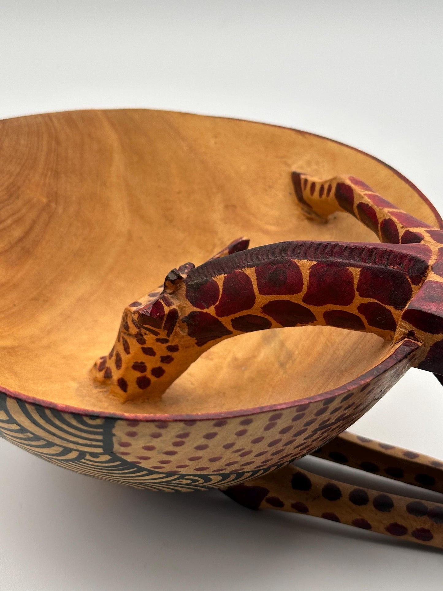 Hand-Carved Wooden Giraffe Bowl: African-Inspired Tribal Decor, Unique Artisan Animal Sculpture