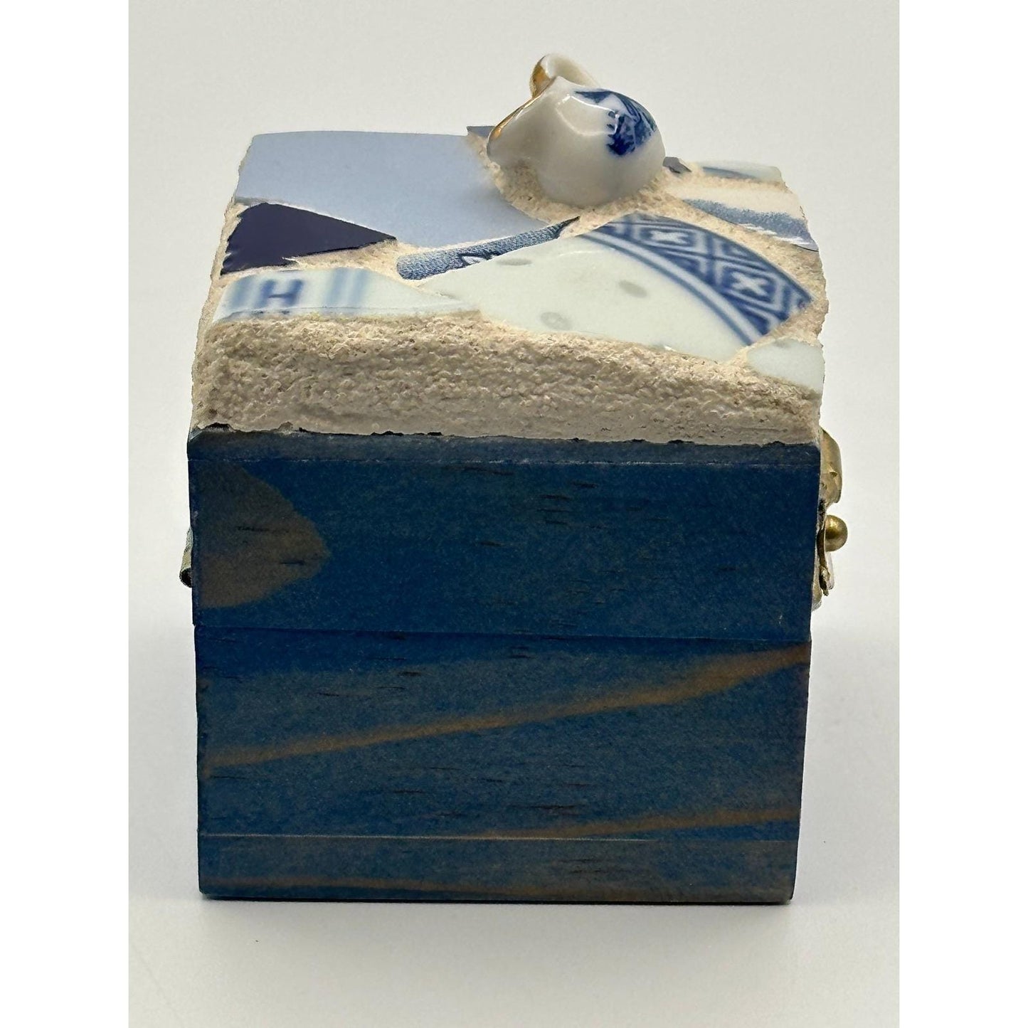 Vintage Handmade Mosaic Trinket Box Blue White China Shards Artist Signed Jewelry Storage Keepsake
