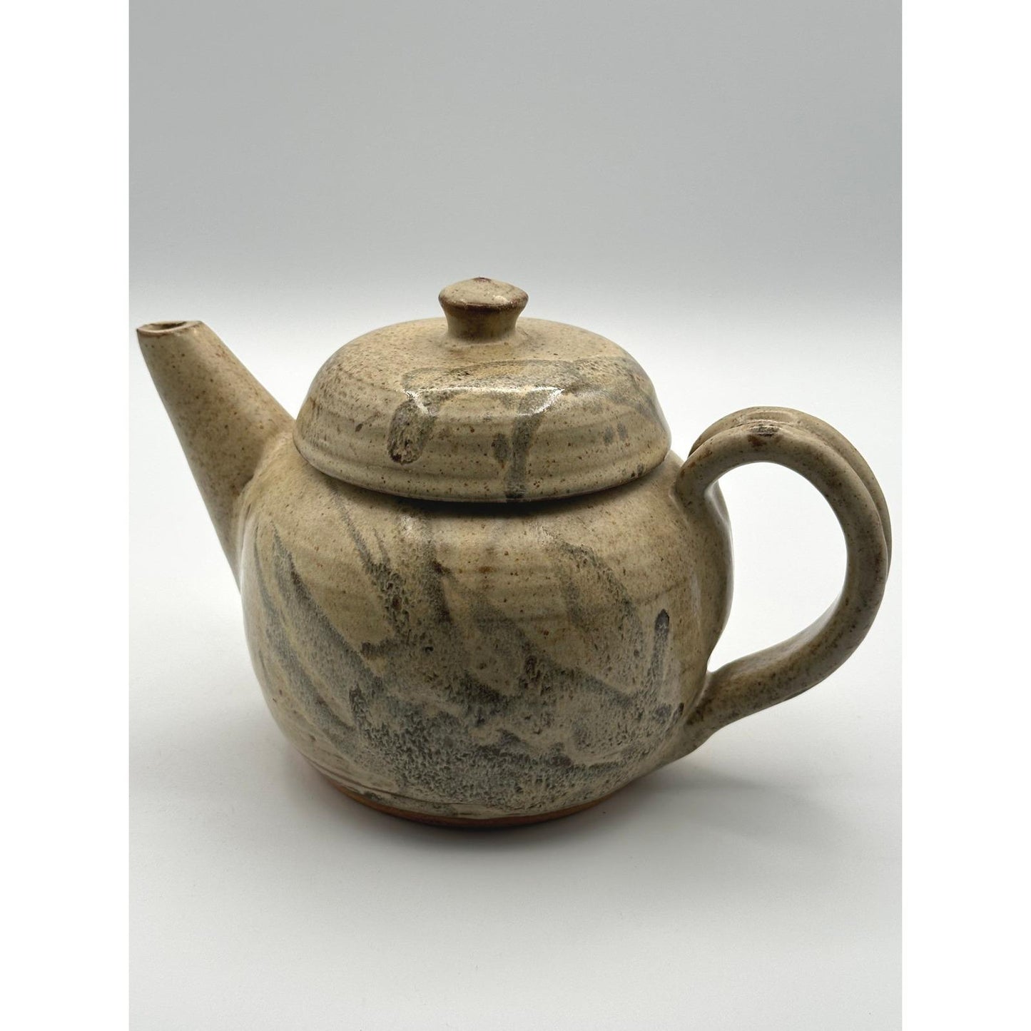 Handmade Studio Pottery Teapot – Speckled Beige Stoneware with Brushstroke Glaze
