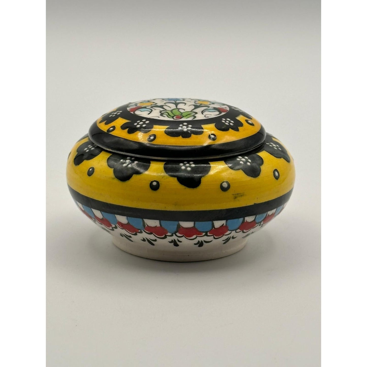 Hand-Painted Atelier Ceramic Trinket Box - Colorful Floral Lidded Dish Storage Container Gift