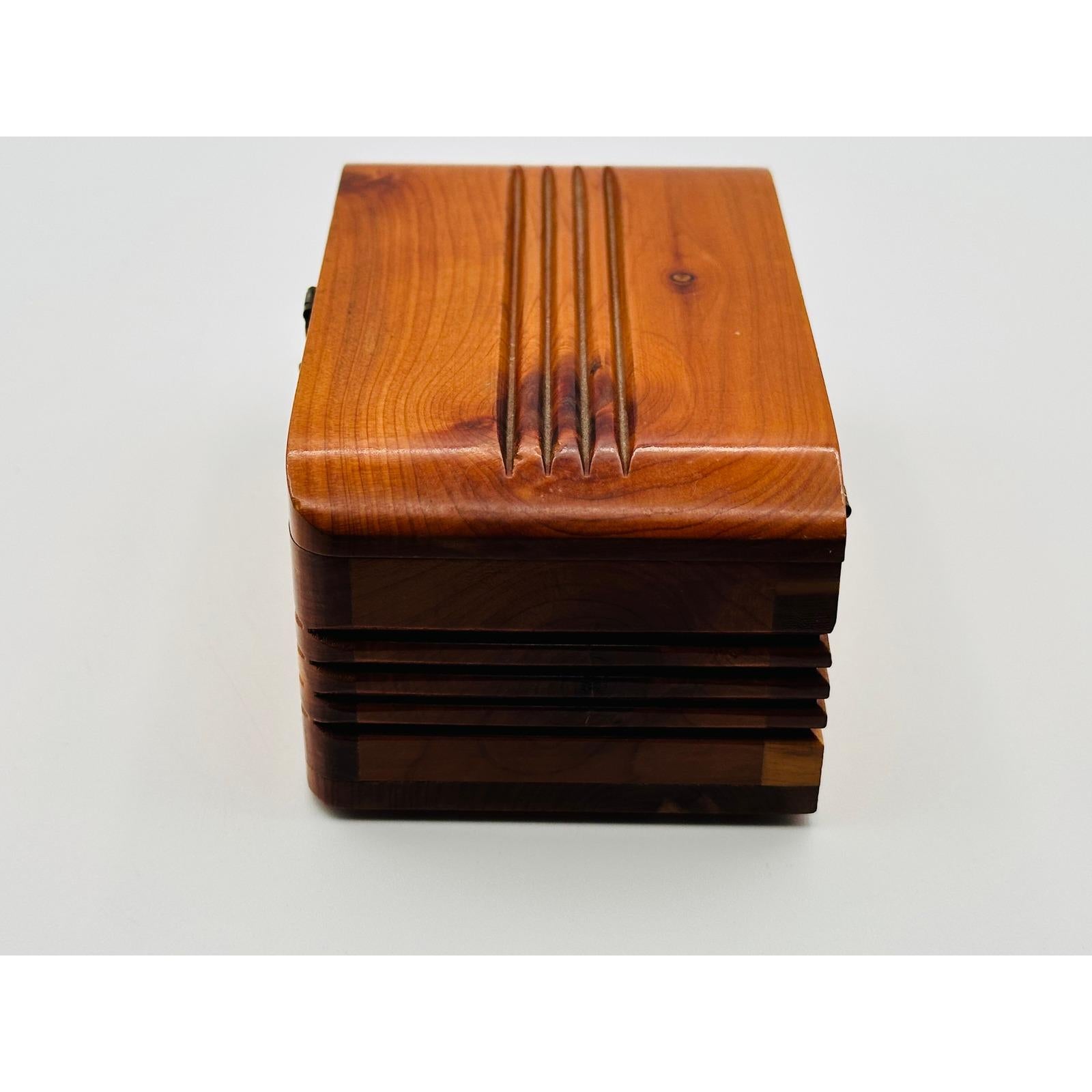 Handmade Cedar Keepsake Box with Carved Detail - Wooden Jewelry Trinket Storage