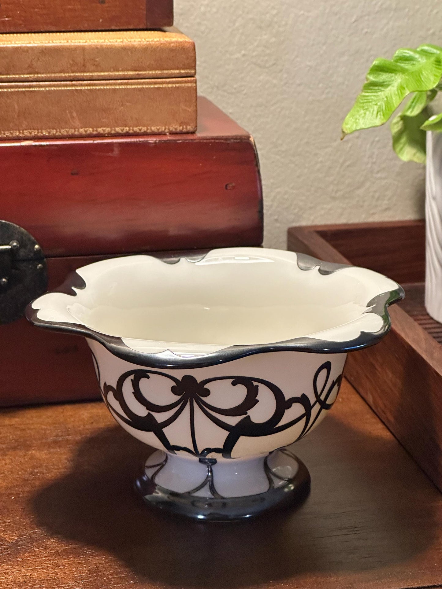 Elegant Vintage Lenox Reed & Barton Pedestal Compote - Sterling Silver Footed Dish for Entertaining