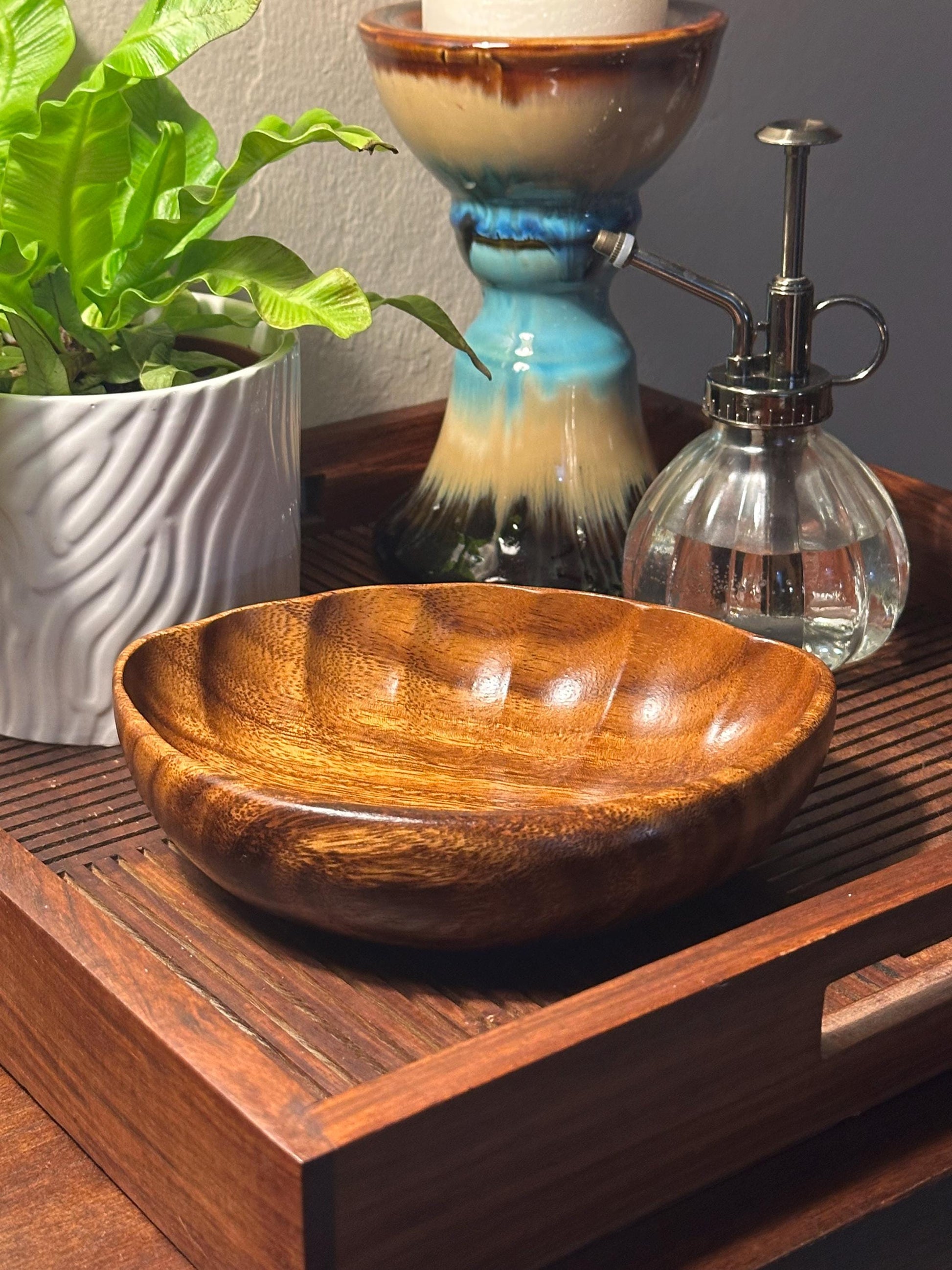 Vintage Hand Carved Wooden Bowl Scalloped Edge Mid Century Solid Wood Natural Grain Serving Decor