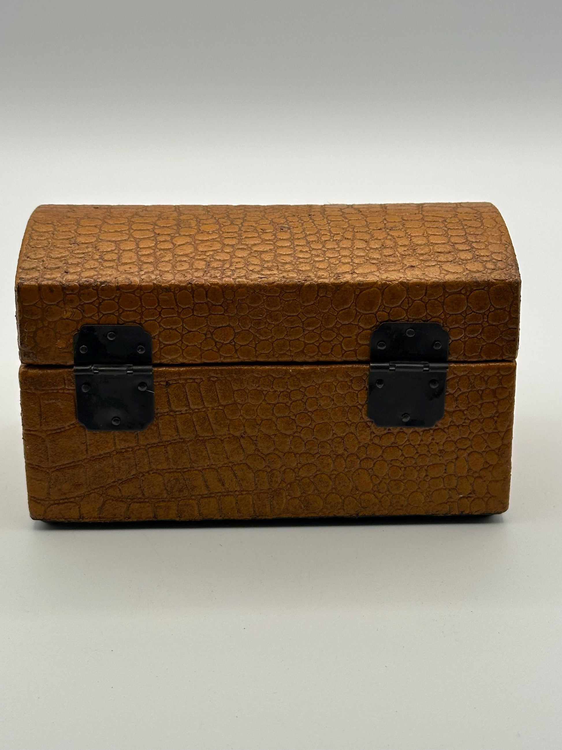 Vintage Faux Alligator Jewelry Box | Crocodile Embossed Keepsake Storage Chest | Brown Arched Decor