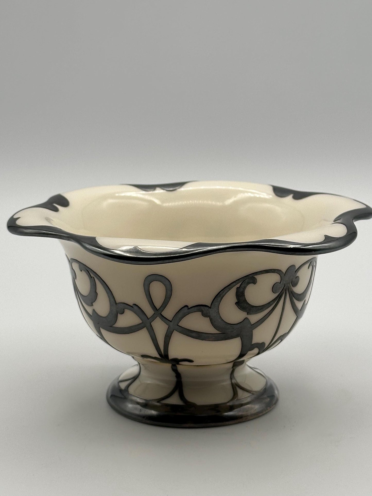 Elegant Vintage Lenox Reed & Barton Pedestal Compote - Sterling Silver Footed Dish for Entertaining