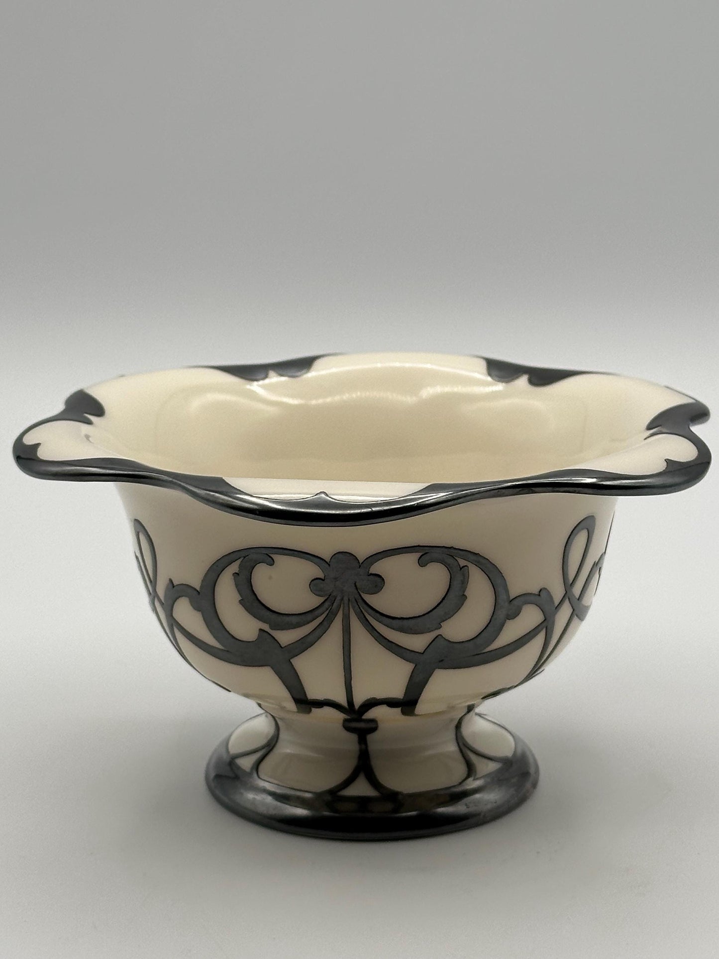Elegant Vintage Lenox Reed & Barton Pedestal Compote - Sterling Silver Footed Dish for Entertaining