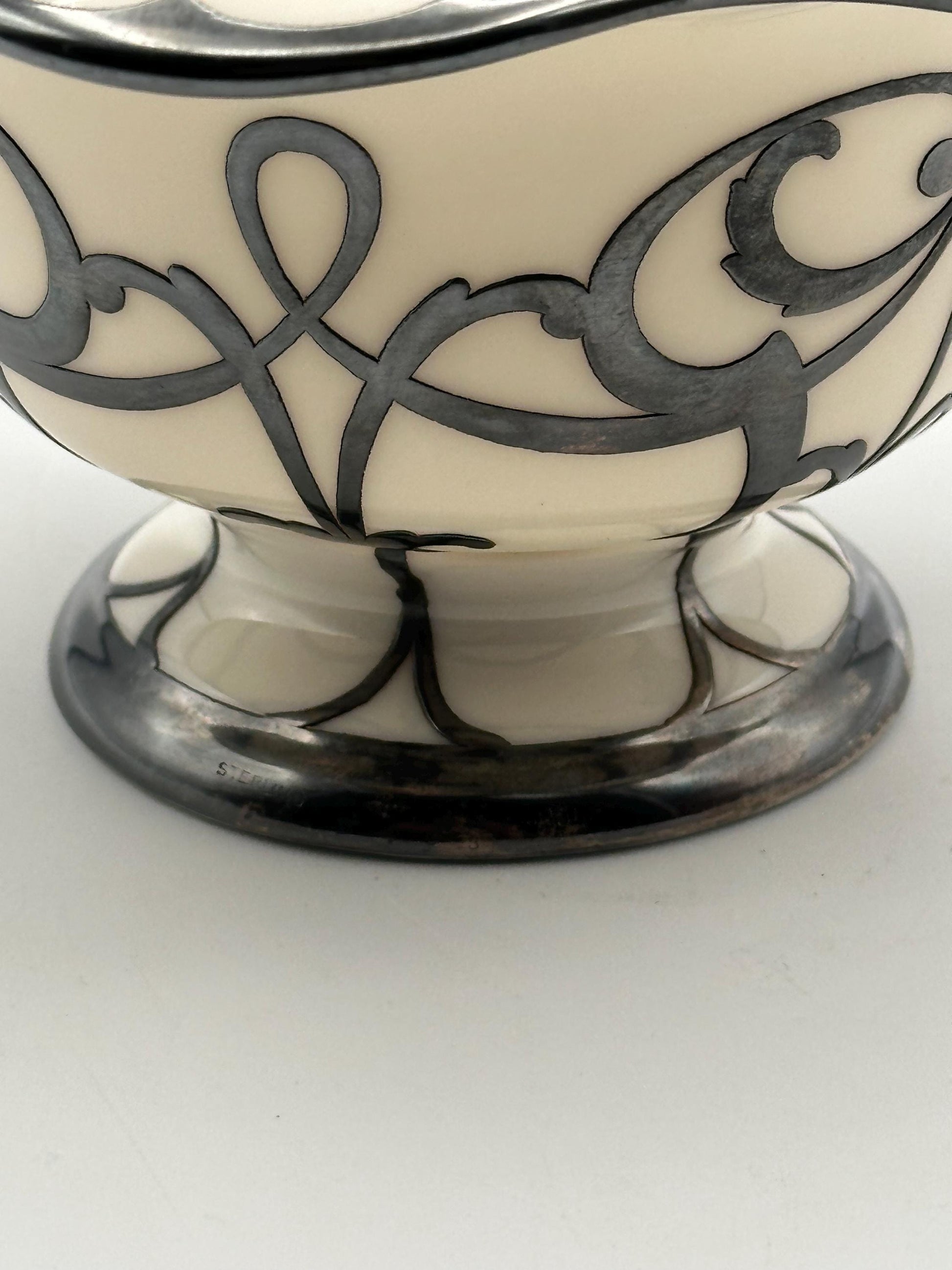 Elegant Vintage Lenox Reed & Barton Pedestal Compote - Sterling Silver Footed Dish for Entertaining