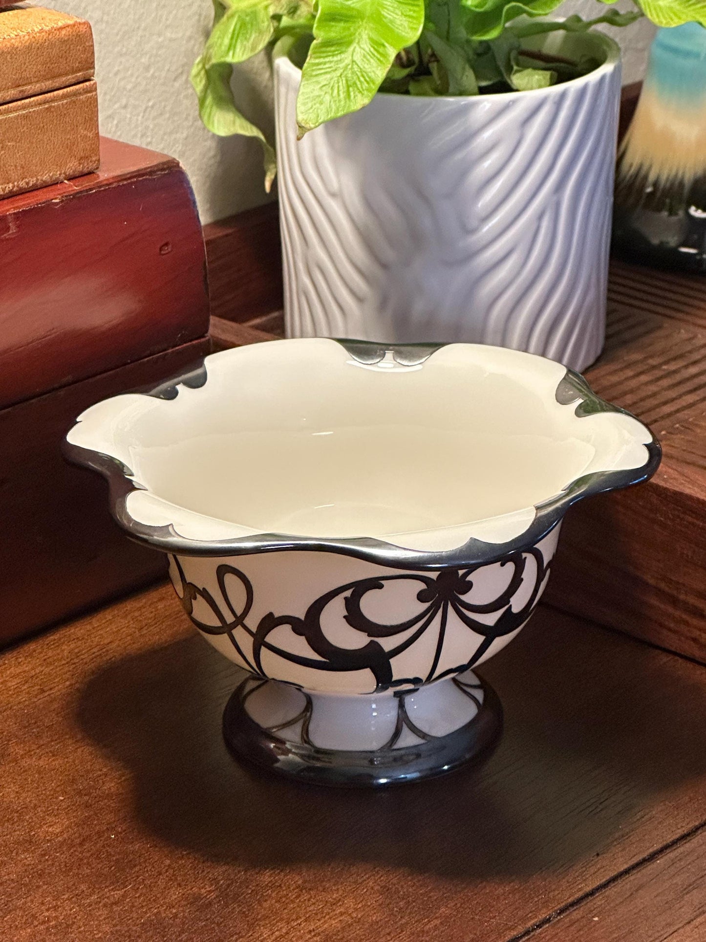 Elegant Vintage Lenox Reed & Barton Pedestal Compote - Sterling Silver Footed Dish for Entertaining