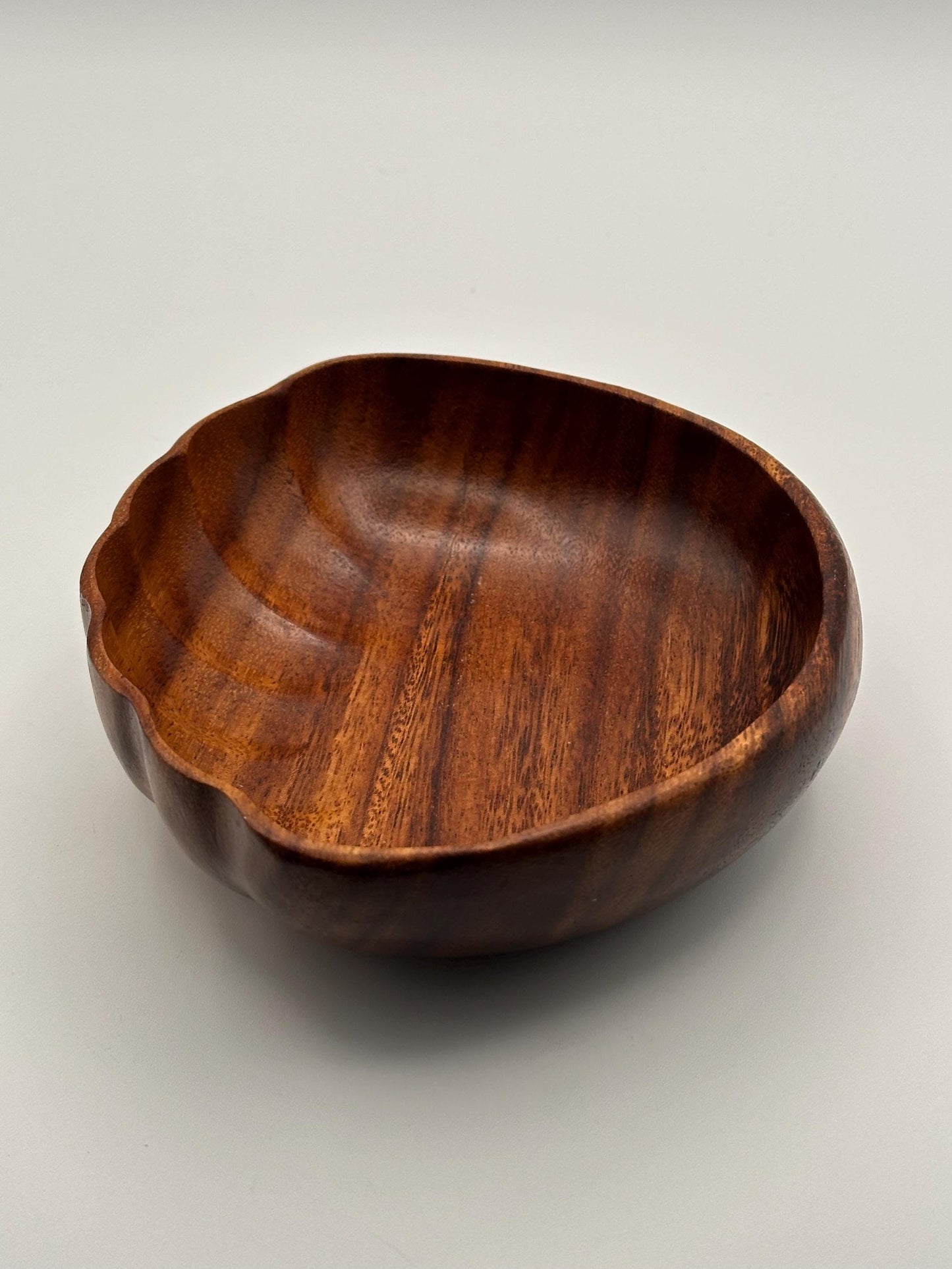Vintage Hand Carved Wooden Bowl Scalloped Edge Mid Century Solid Wood Natural Grain Serving Decor